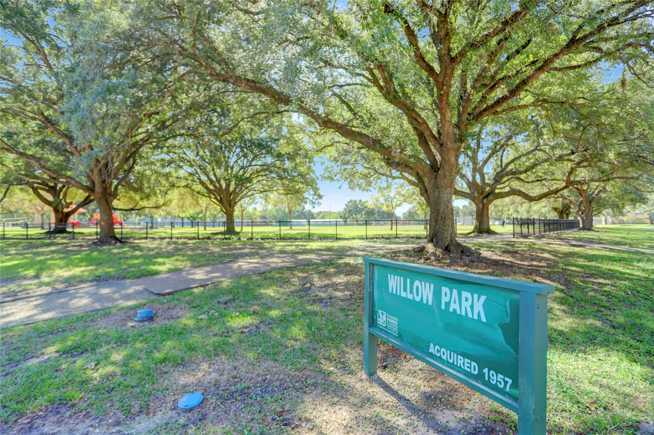 4421 Willowbend Boulevard Property Photo 20