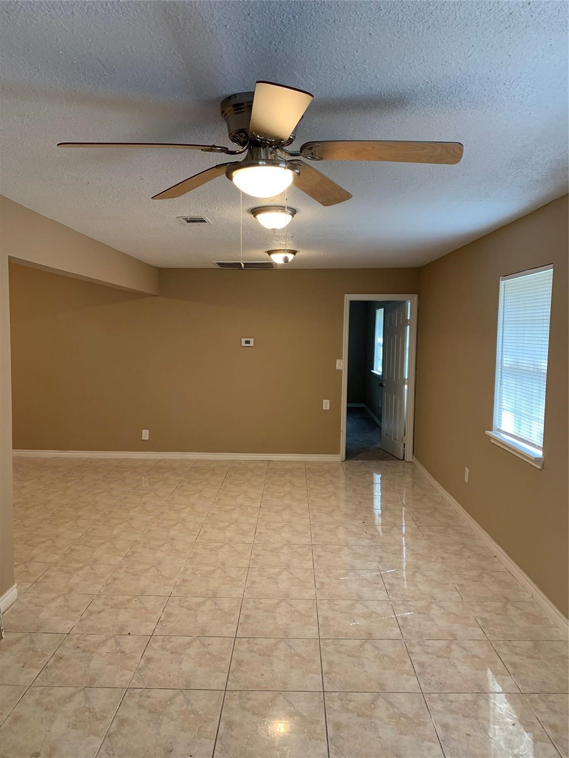 7210 Wileyvale Road B Property Photo 2