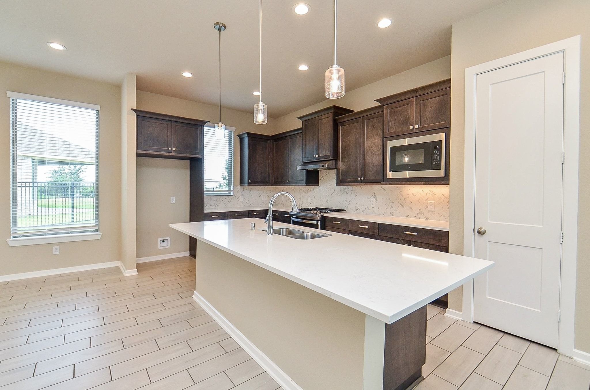 580 Santa Rosa Hills Drive Property Photo 7