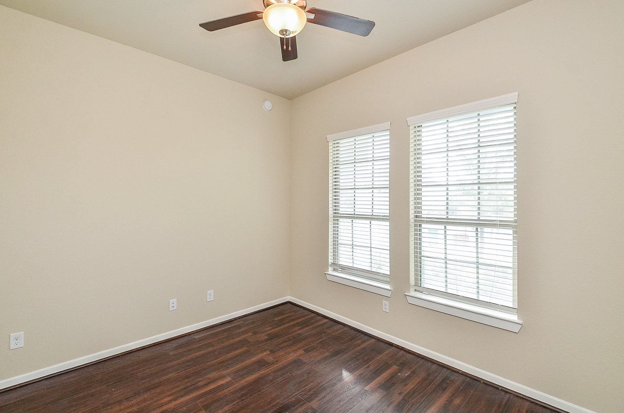 580 Santa Rosa Hills Drive Property Photo 14