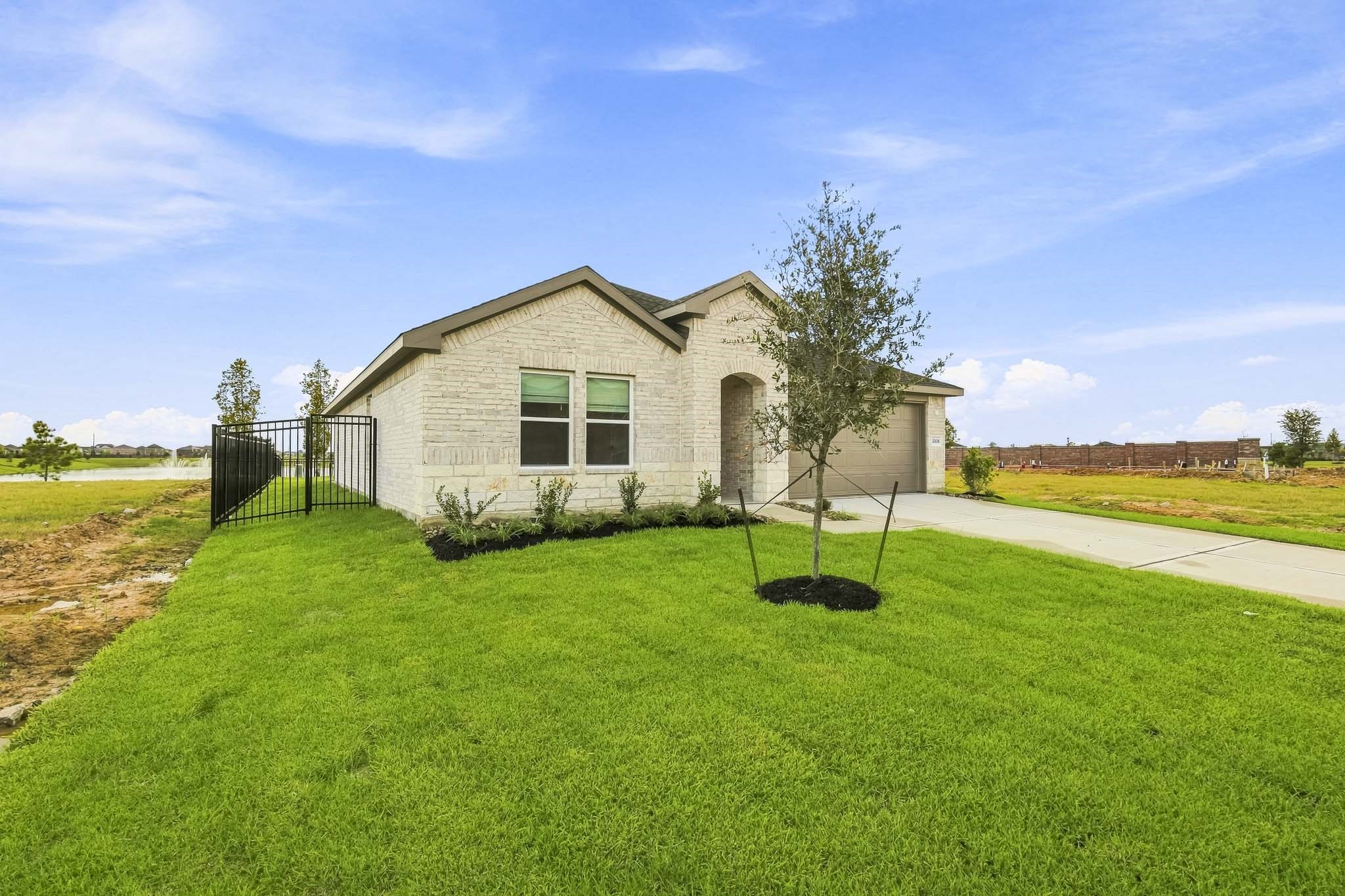 3008 Manet Place Drive Property Photo 3
