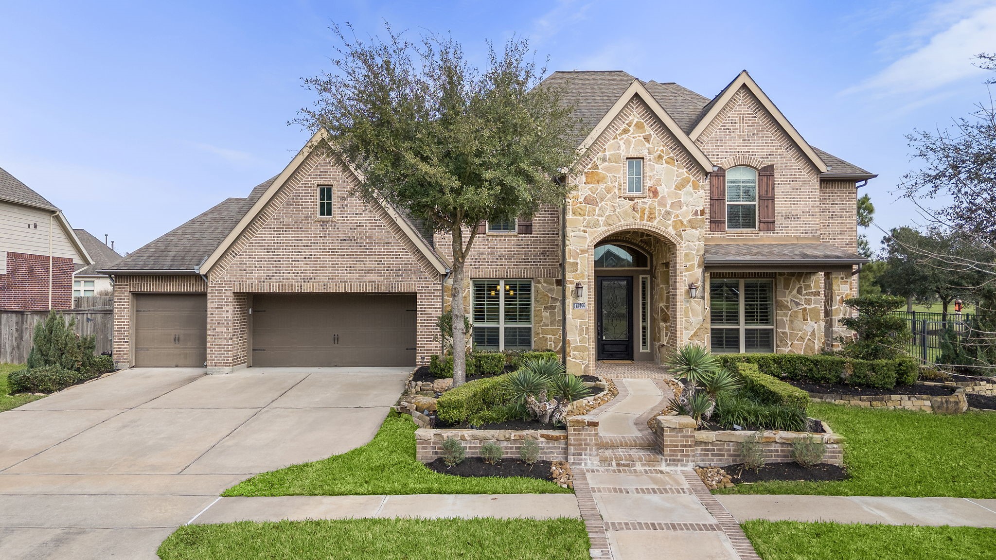 17222 Heron Crest Drive Property Photo 1