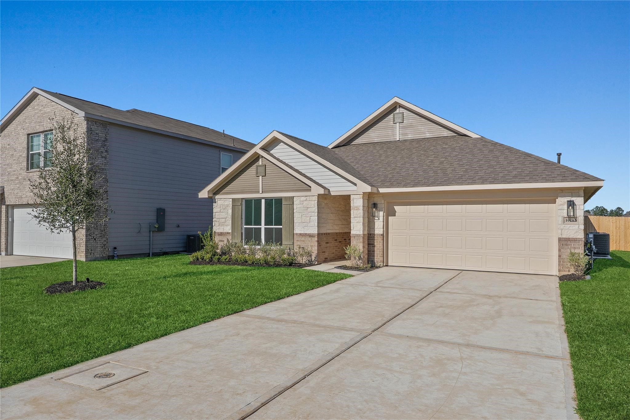 336 Bryan Way Property Photo 1