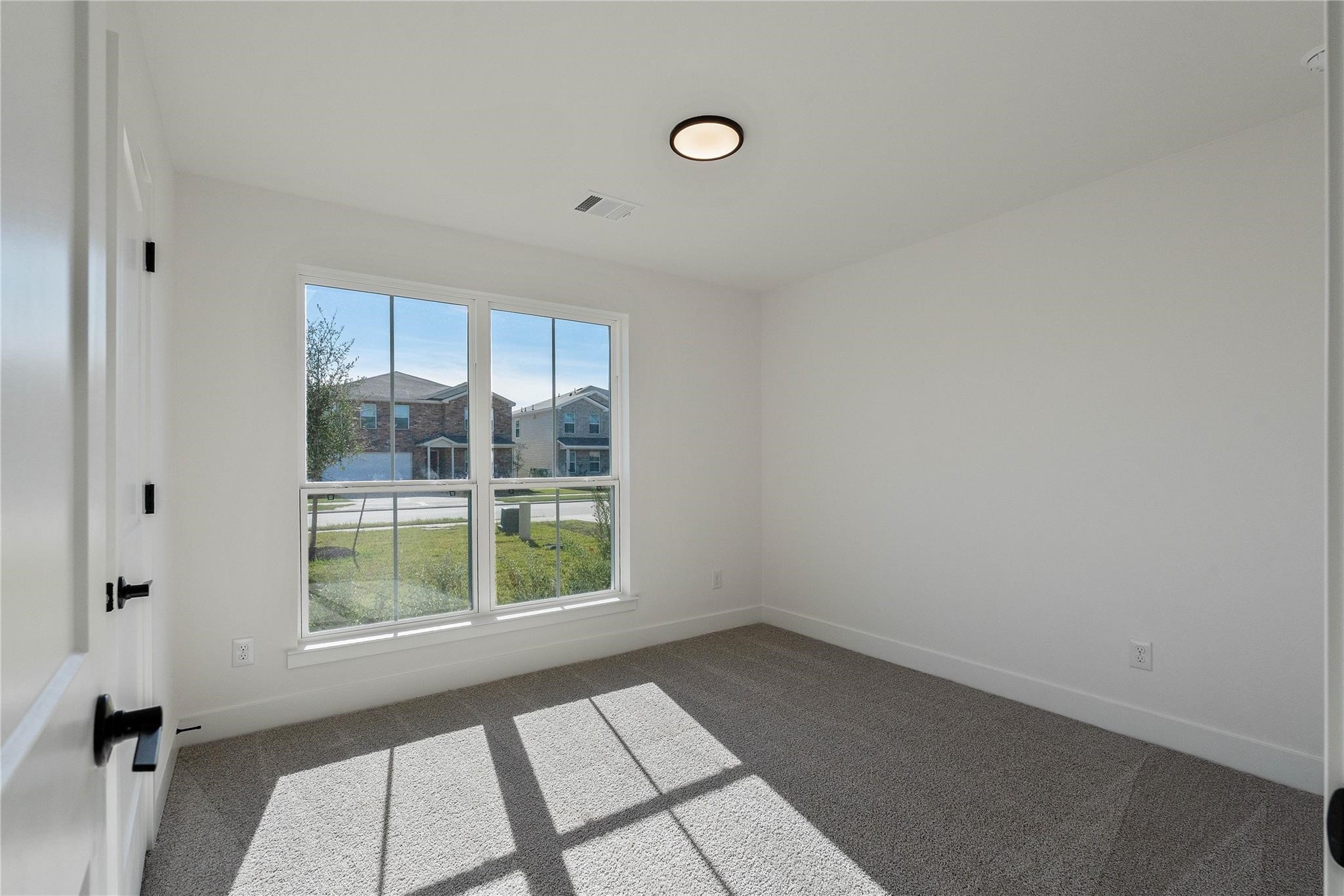 336 Bryan Way Property Photo 15