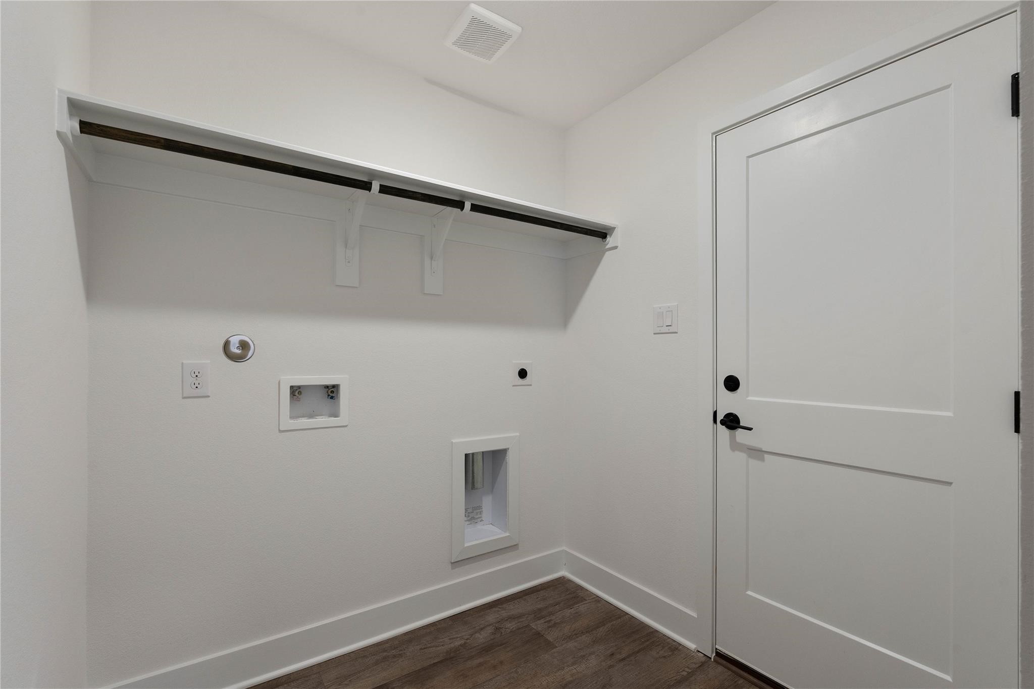 336 Bryan Way Property Photo 18