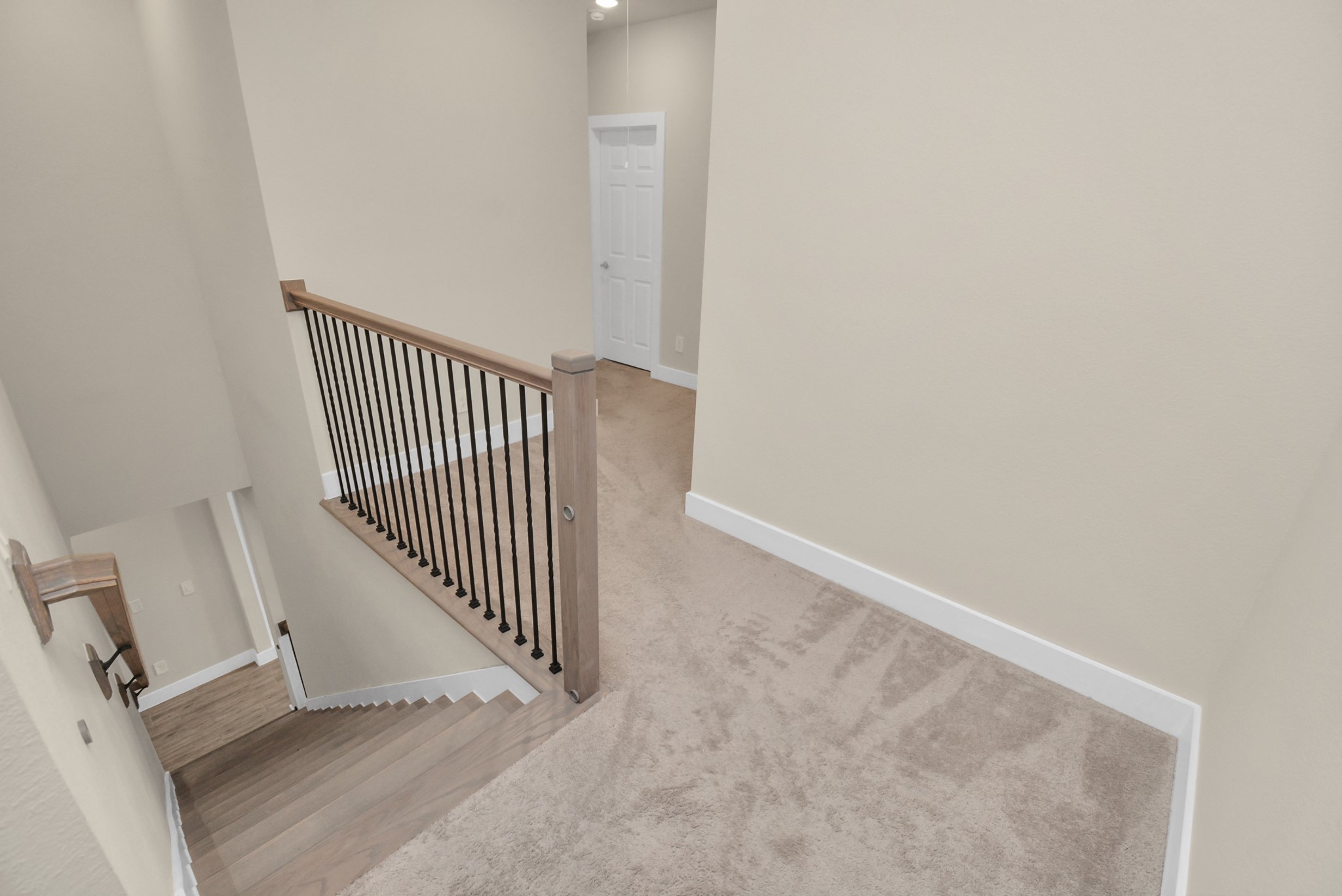 1722 Summerlyn Terrace Drive Property Photo 14