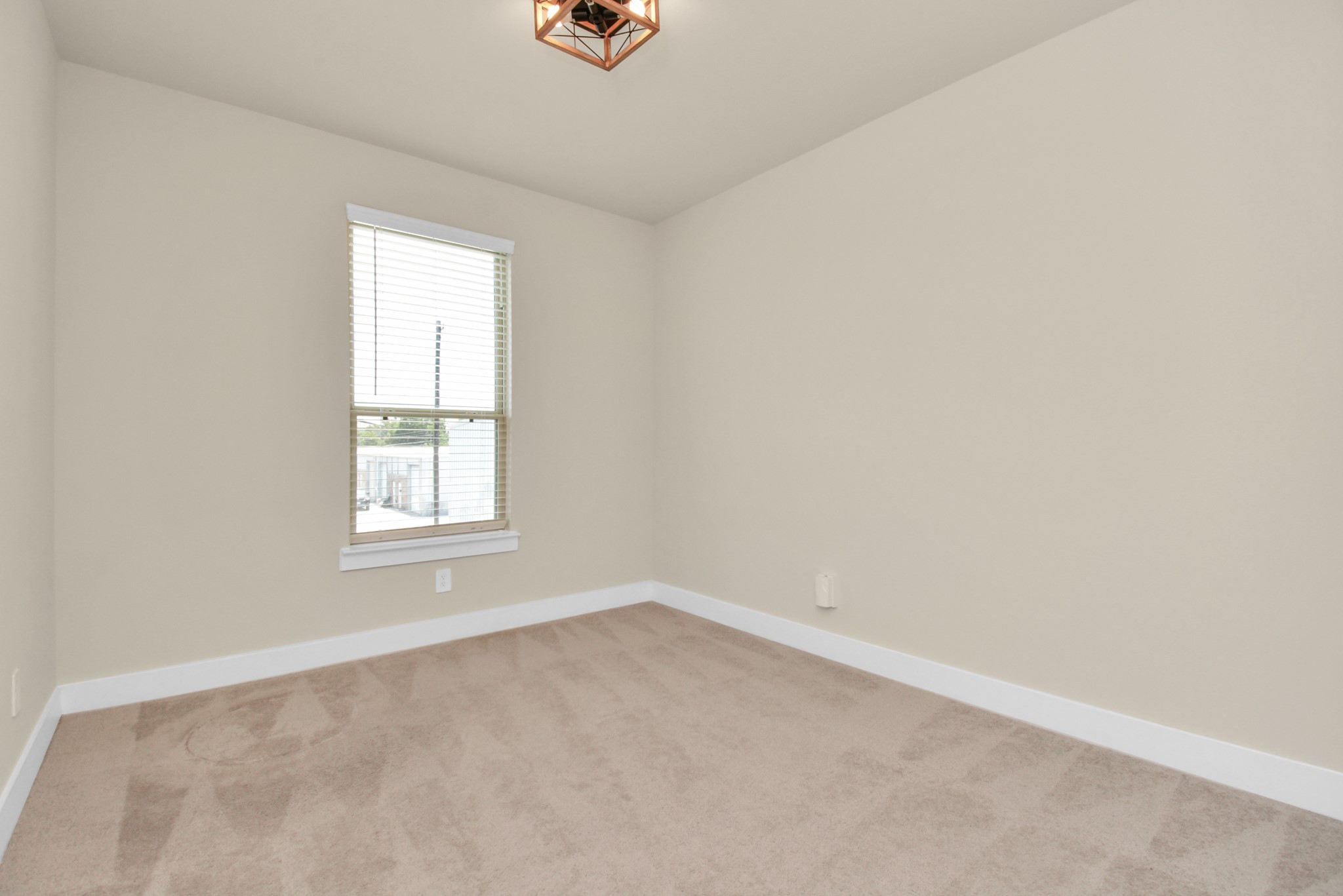 1722 Summerlyn Terrace Drive Property Photo 20