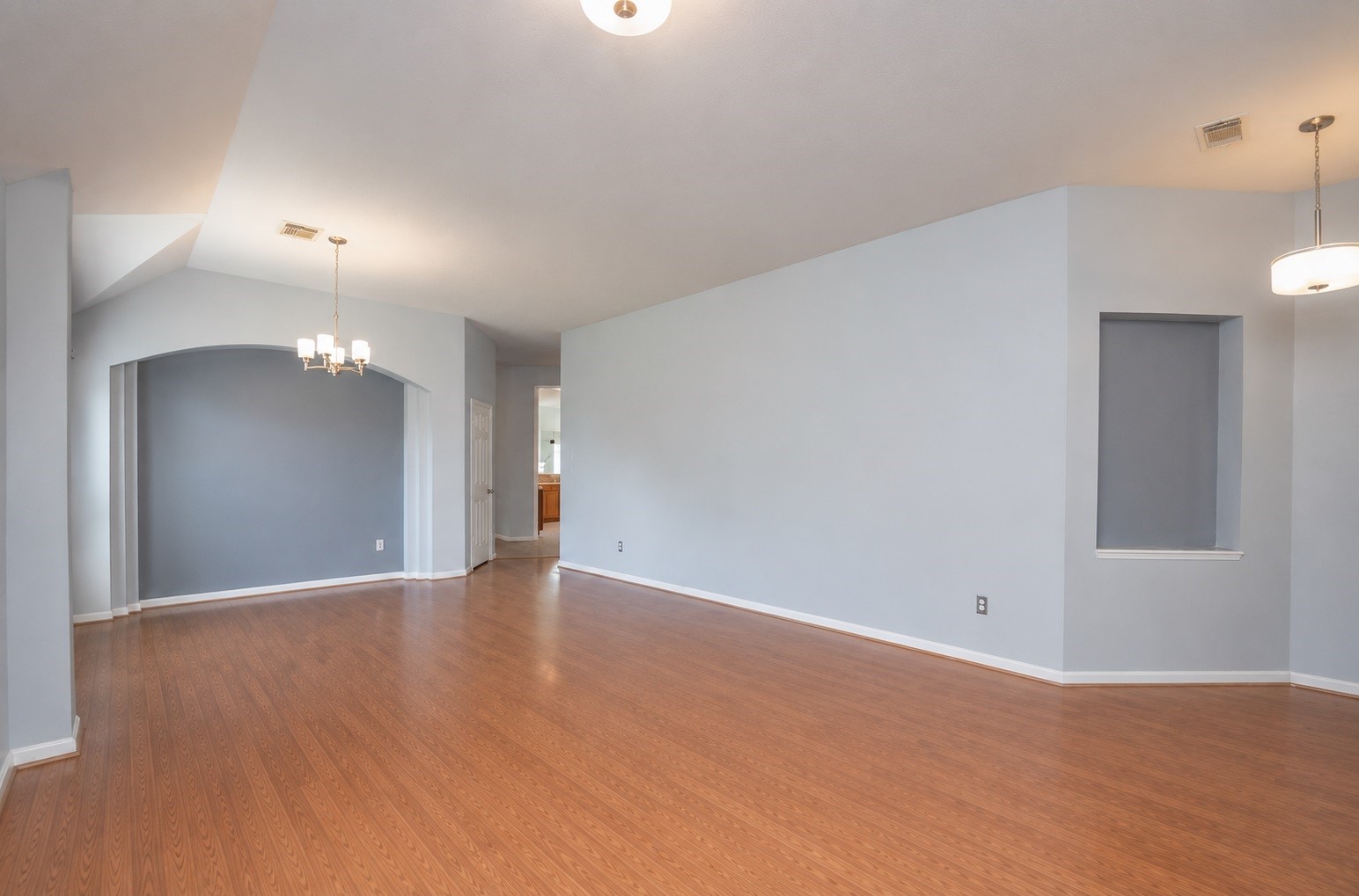 1303 Mayberry Circle Property Photo 7