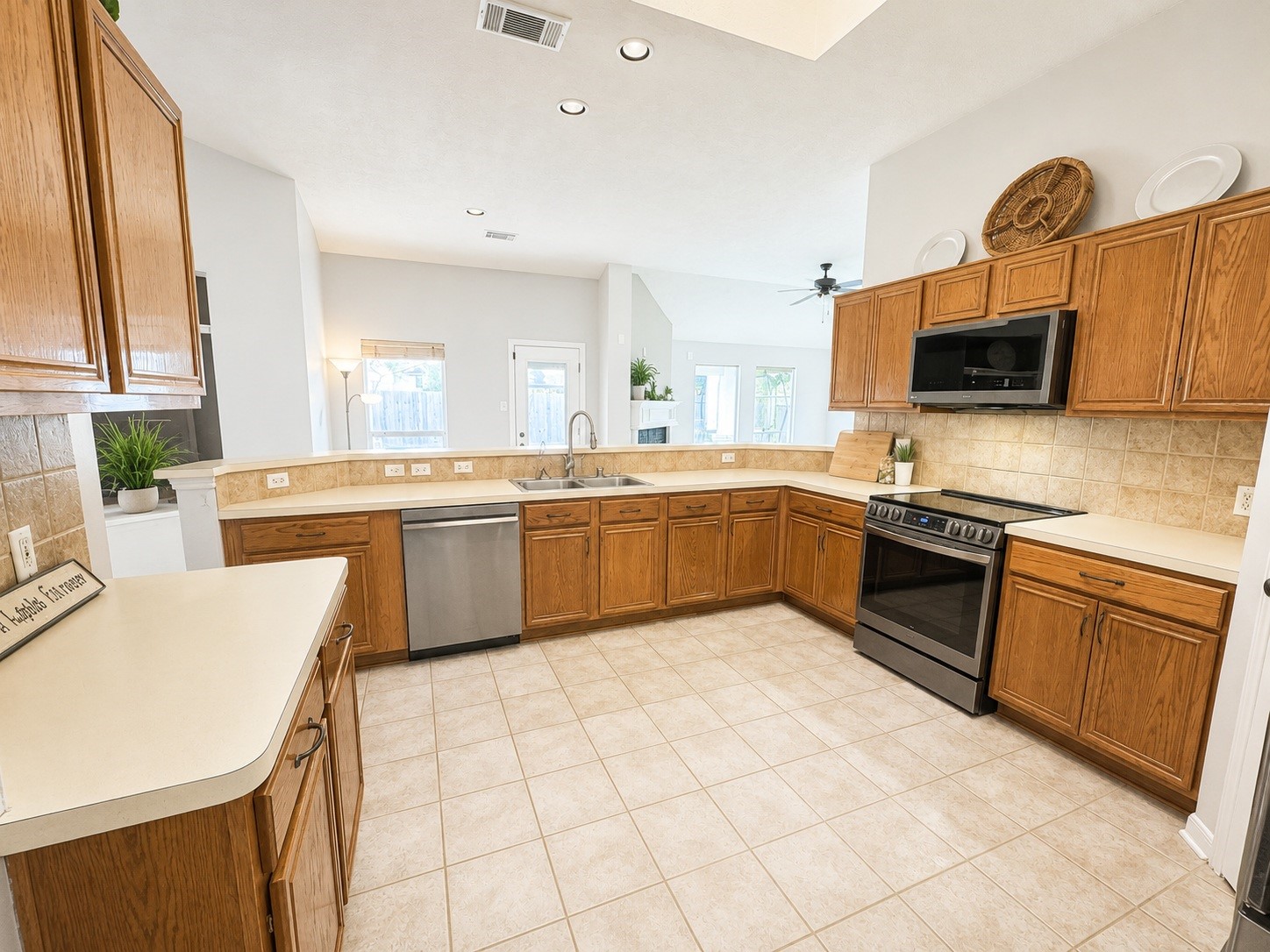 1303 Mayberry Circle Property Photo 9