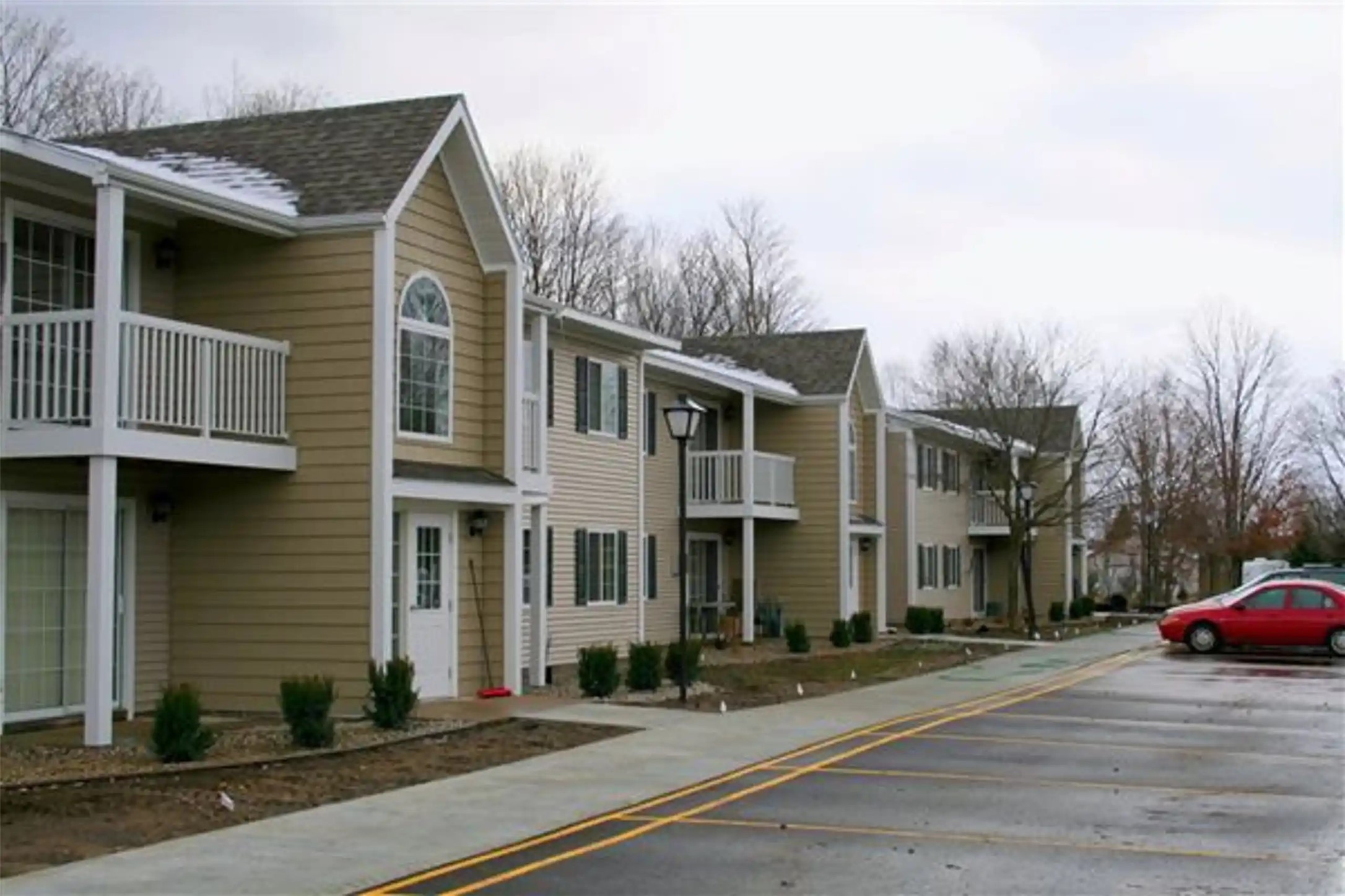 500 Erie St Property Photo