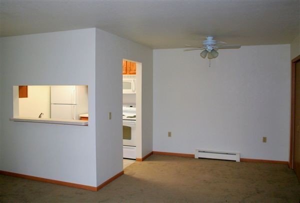 500 Erie St Property Photo 2
