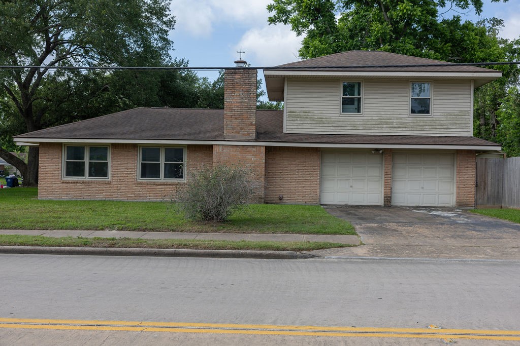 502 Lakeland Drive Property Photo 2