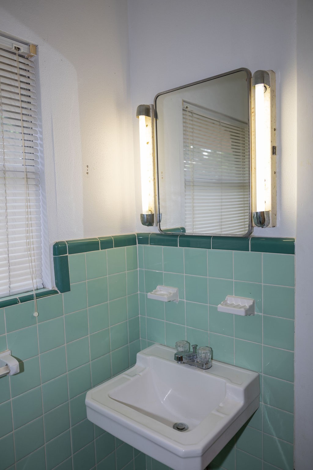 502 Lakeland Drive Property Photo 8