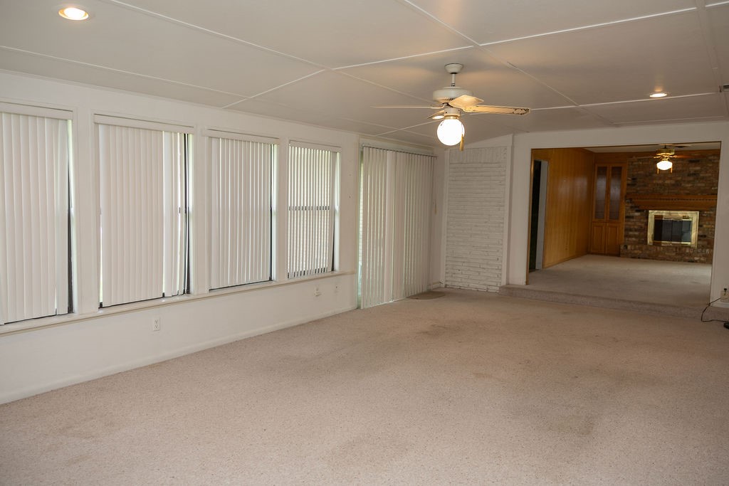 502 Lakeland Drive Property Photo 22