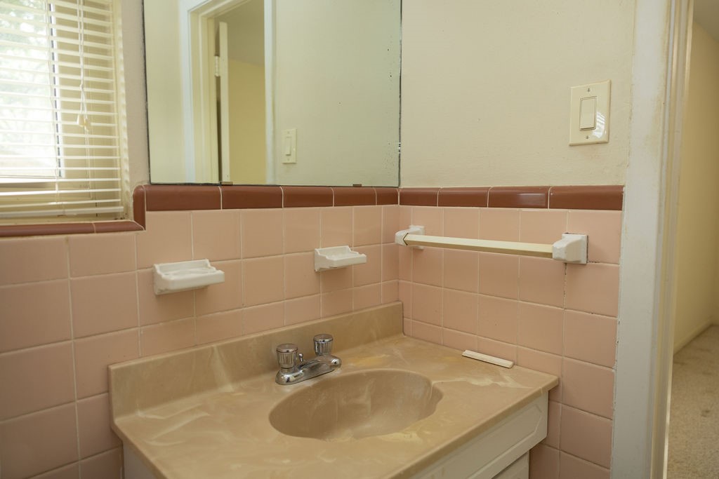 502 Lakeland Drive Property Photo 27