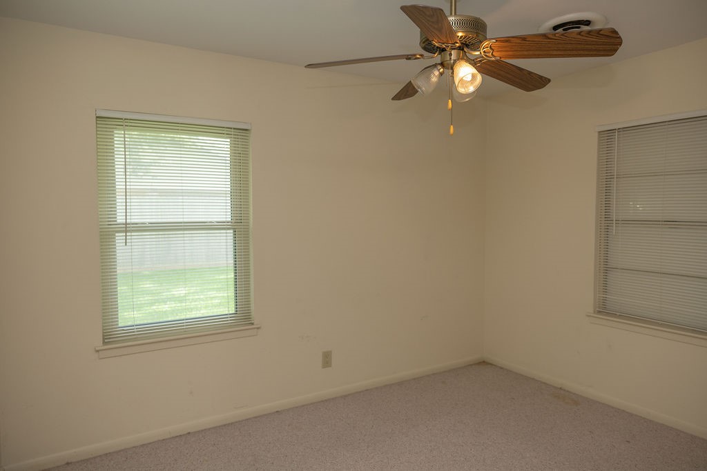 502 Lakeland Drive Property Photo 33