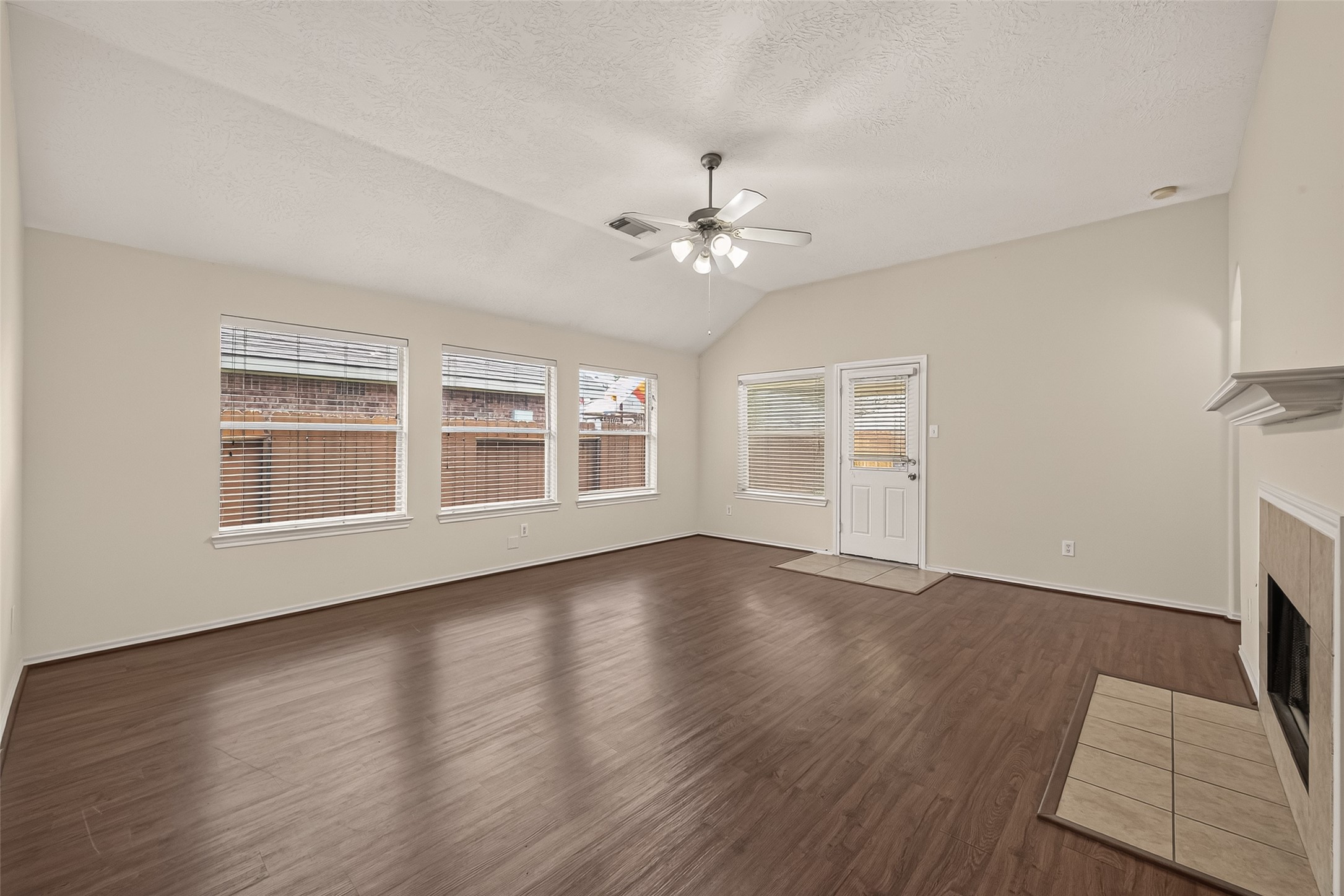 5006 Juniper Walk Lane Property Photo 10