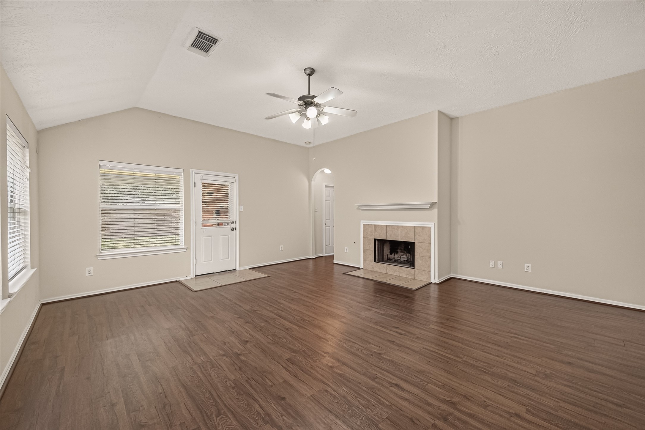 5006 Juniper Walk Lane Property Photo 11