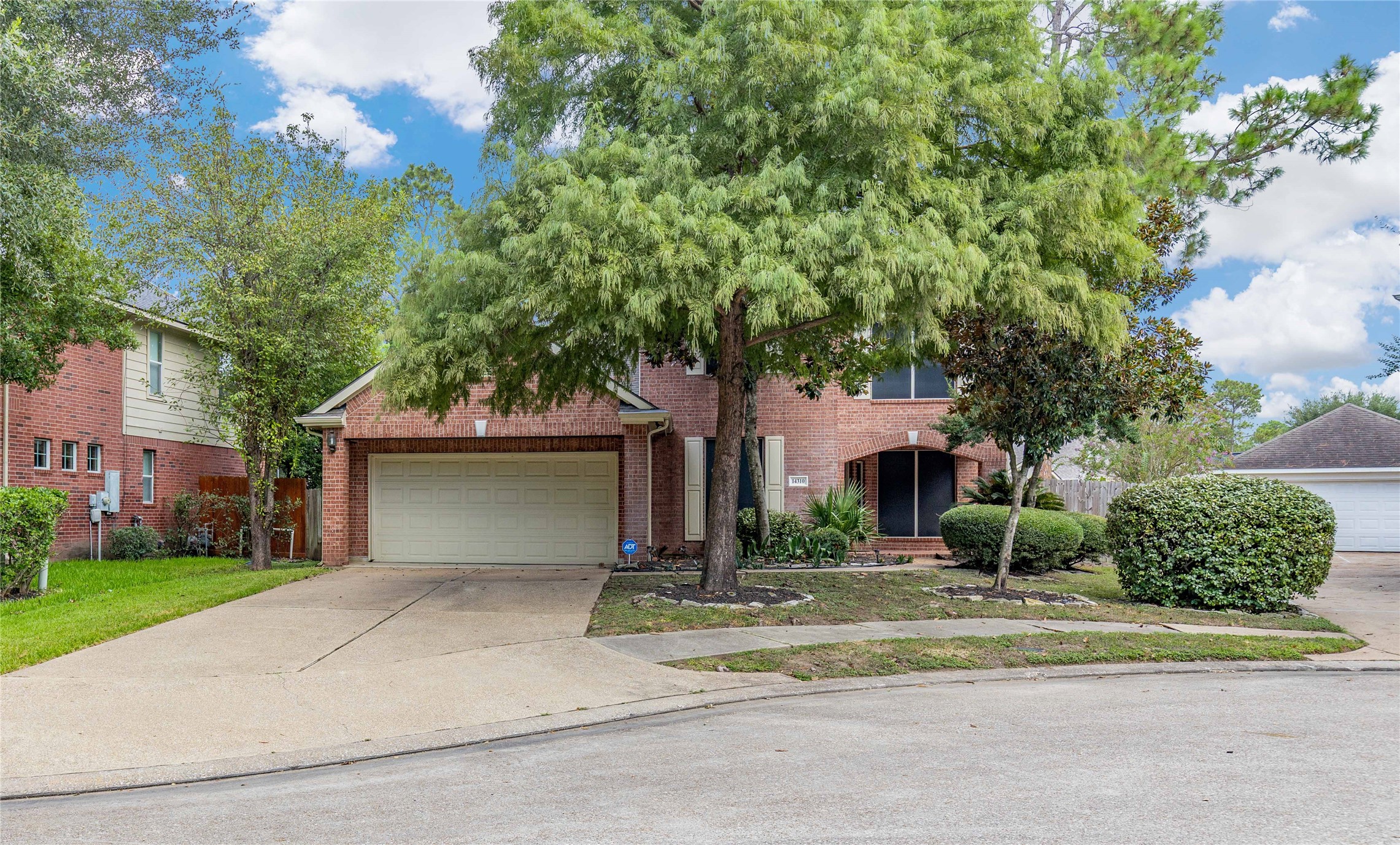 14310 Rosehill Estates Lane Property Photo 1