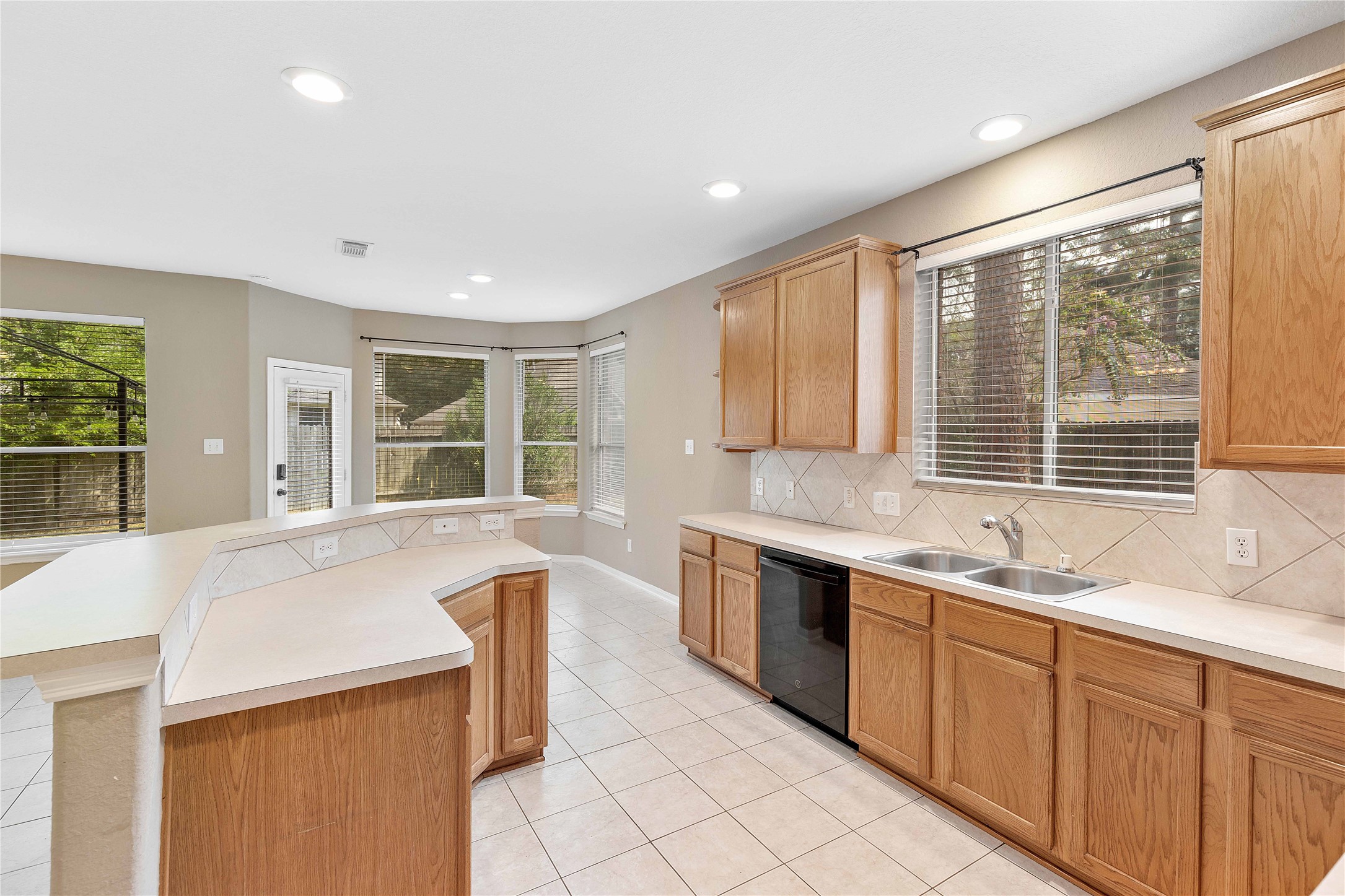 14310 Rosehill Estates Lane Property Photo 7