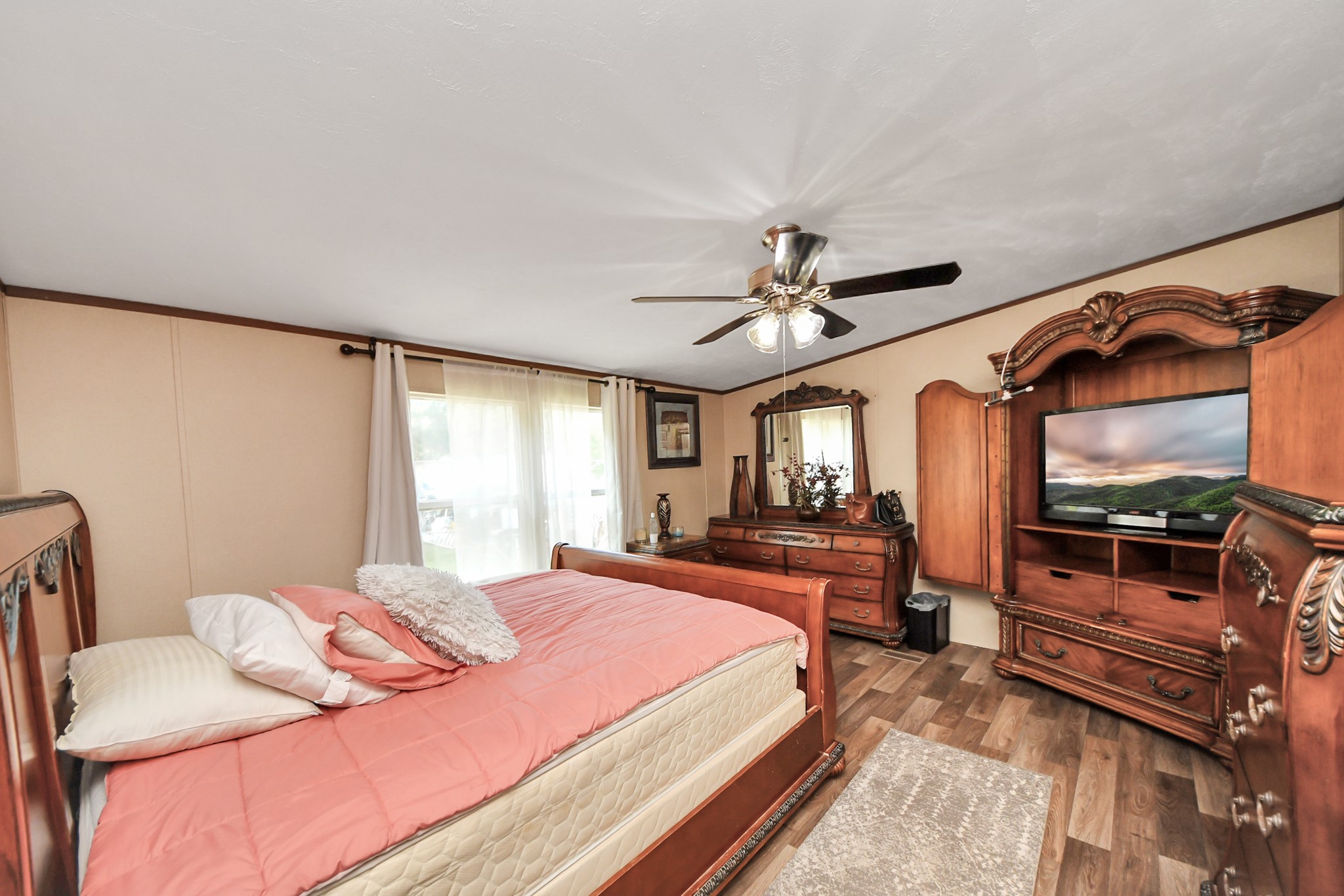 20065 Spring Hill Lane Property Photo 17