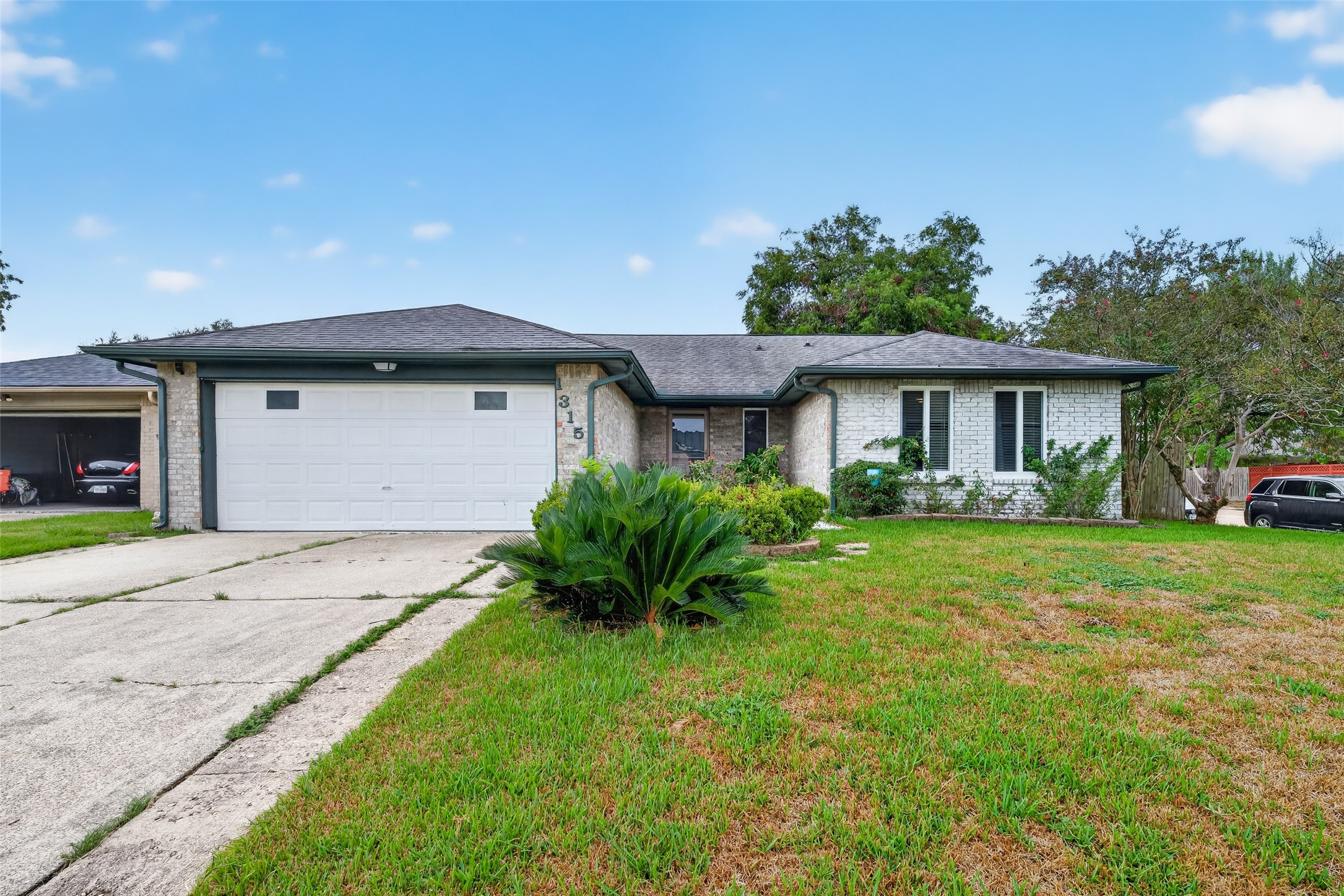 1315 Holbech Lane Property Photo 1