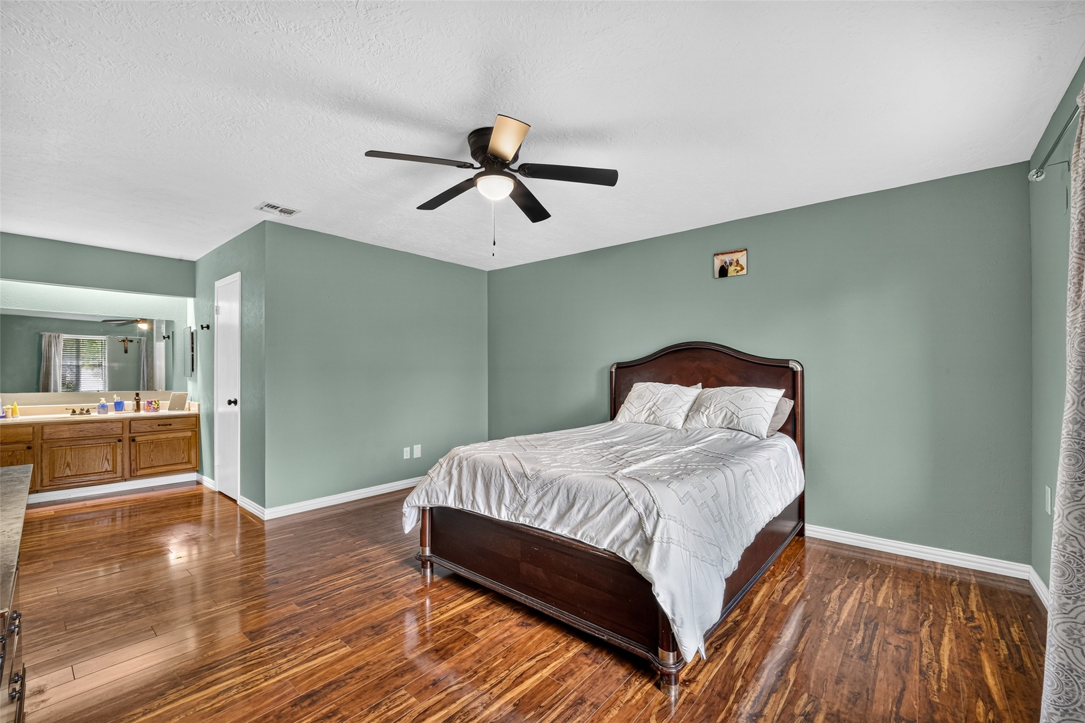 1315 Holbech Lane Property Photo 27