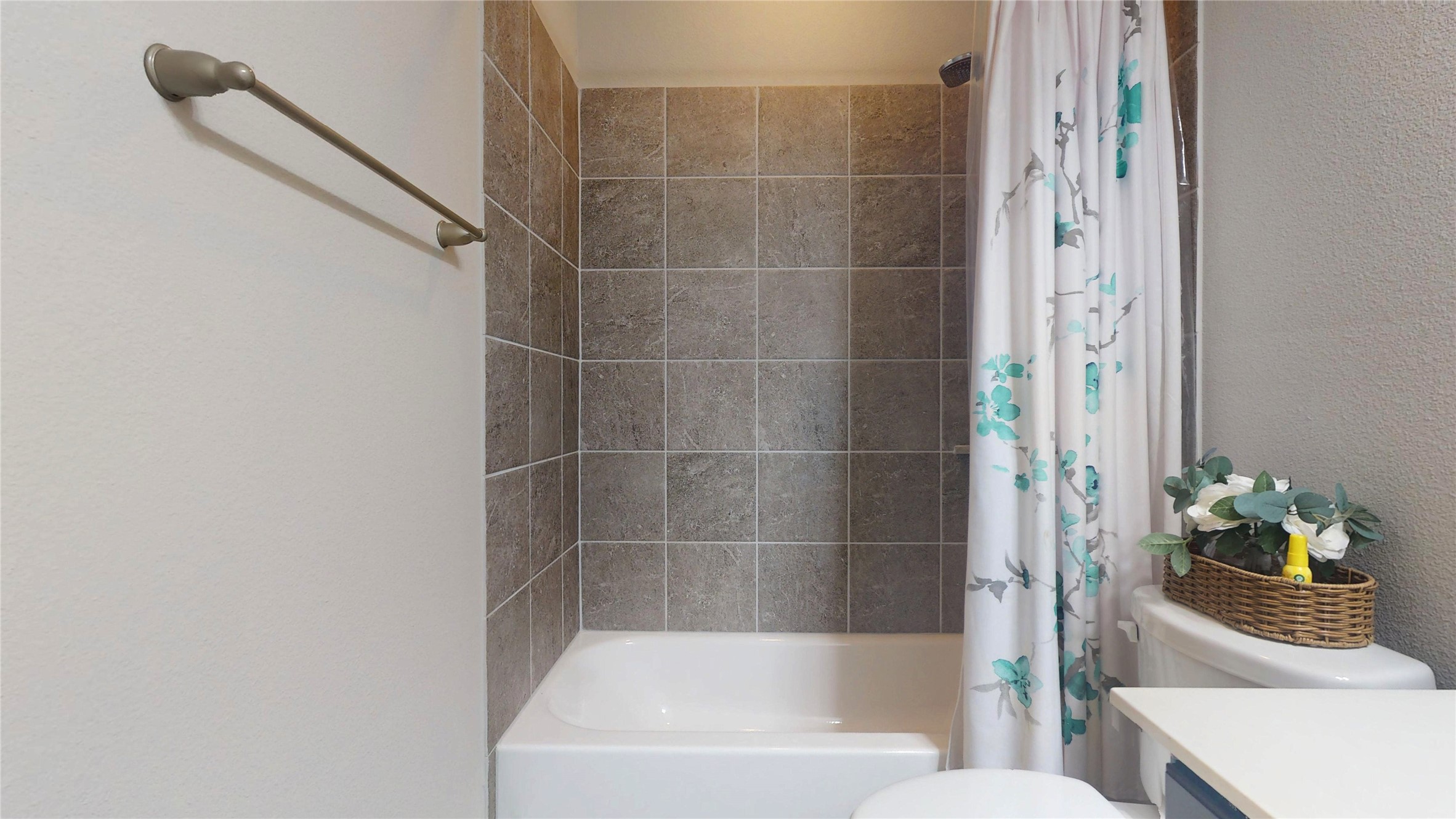 2327 Windy Sail Drive Property Photo 10
