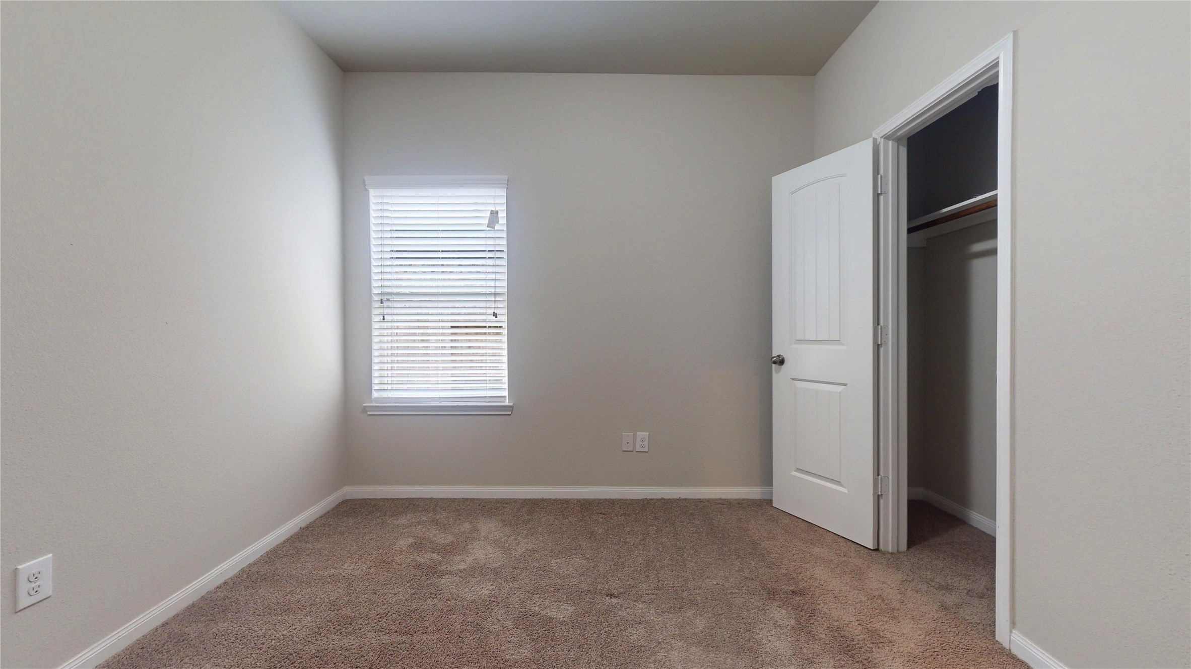 2327 Windy Sail Drive Property Photo 12