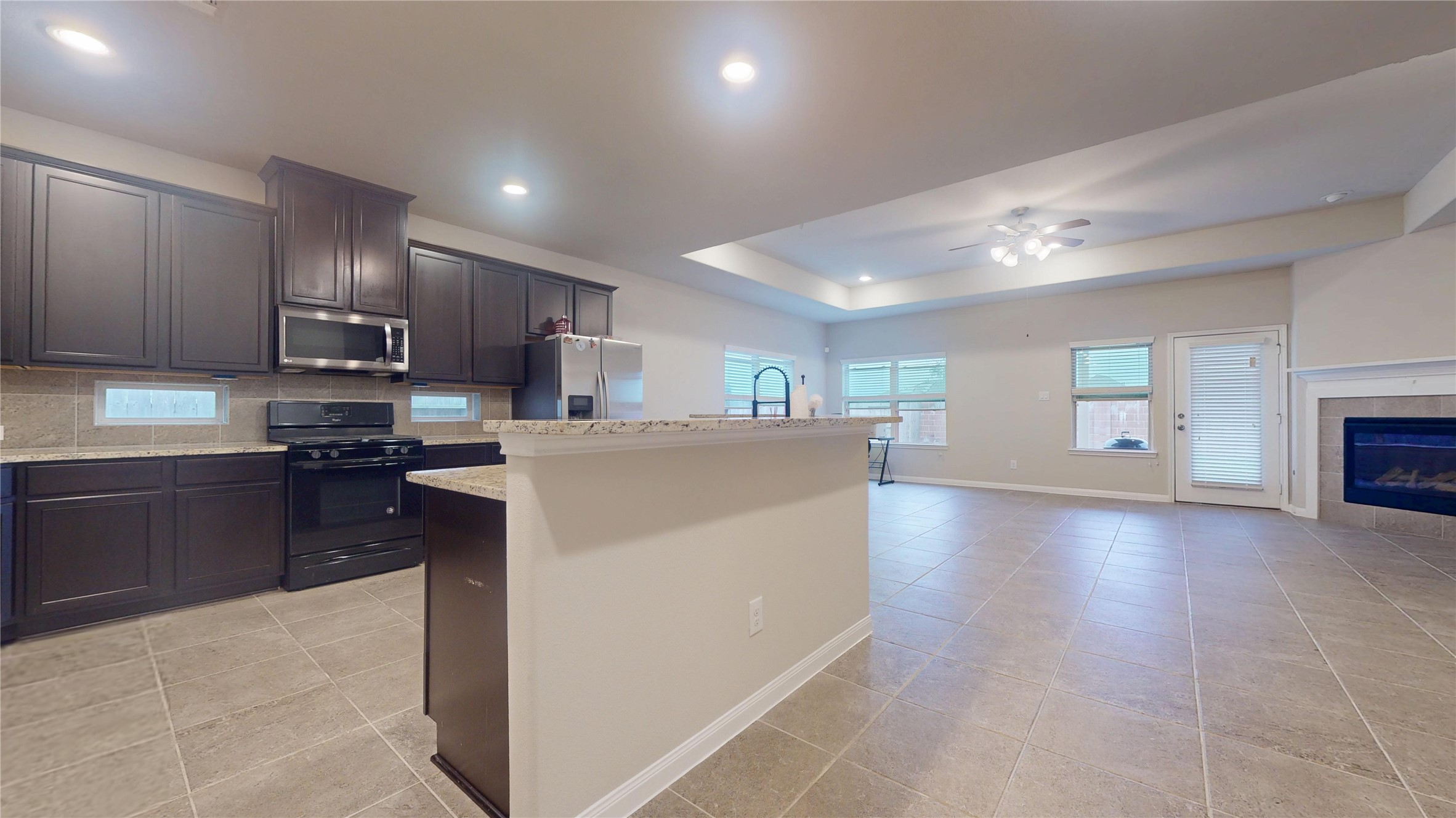 2327 Windy Sail Drive Property Photo 15