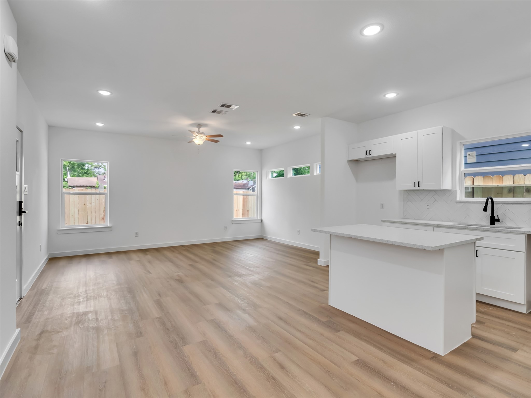 8102 Crestview Unit A/b Drive Property Photo 8