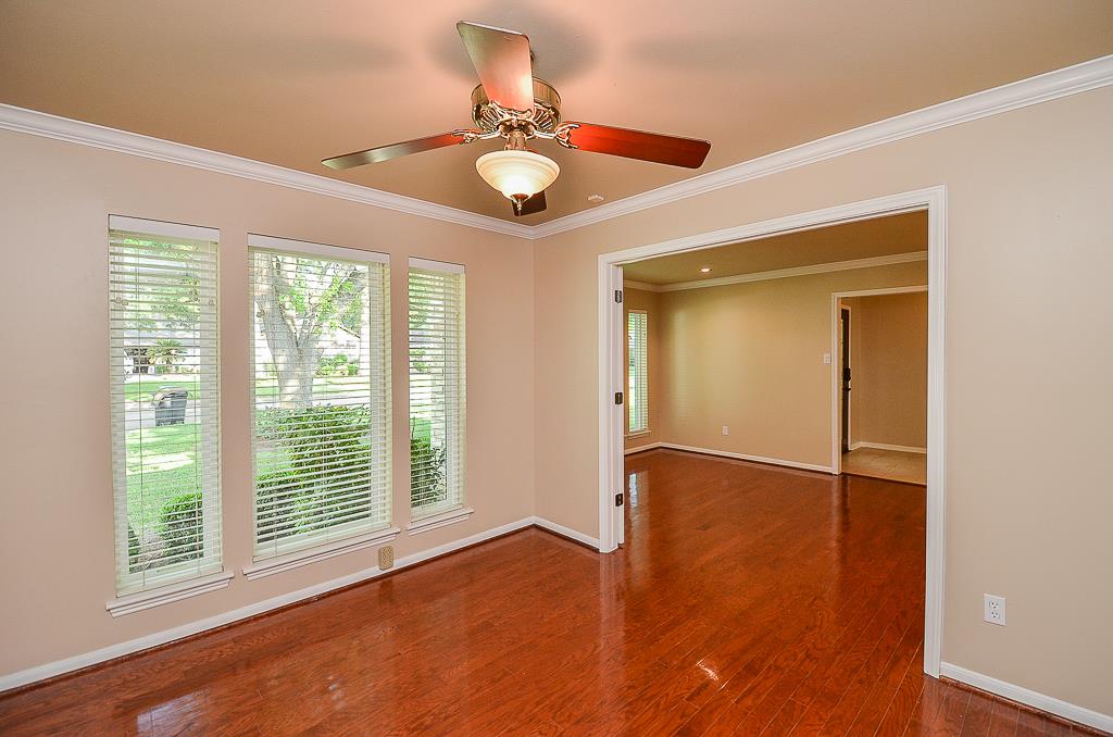 2815 Manila Lane Property Photo 7