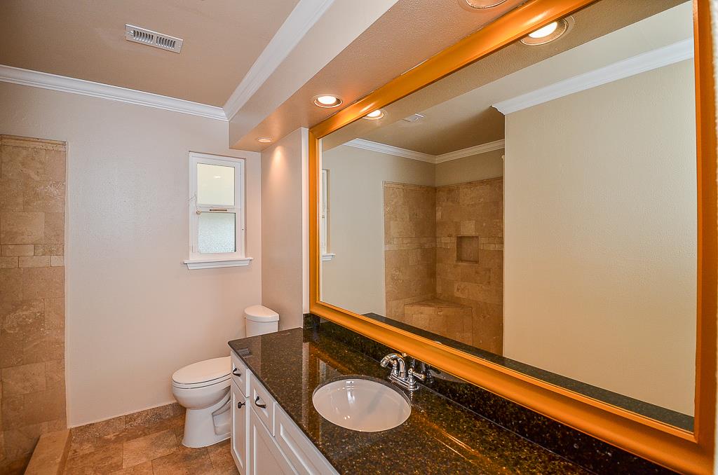 2815 Manila Lane Property Photo 16