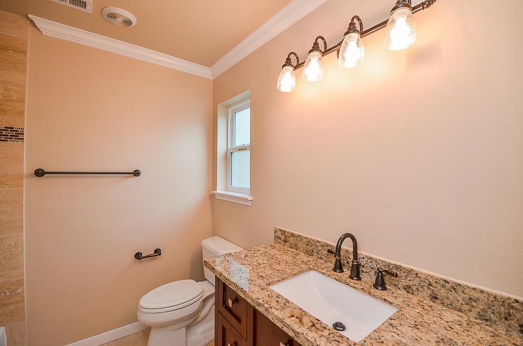 2815 Manila Lane Property Photo 24