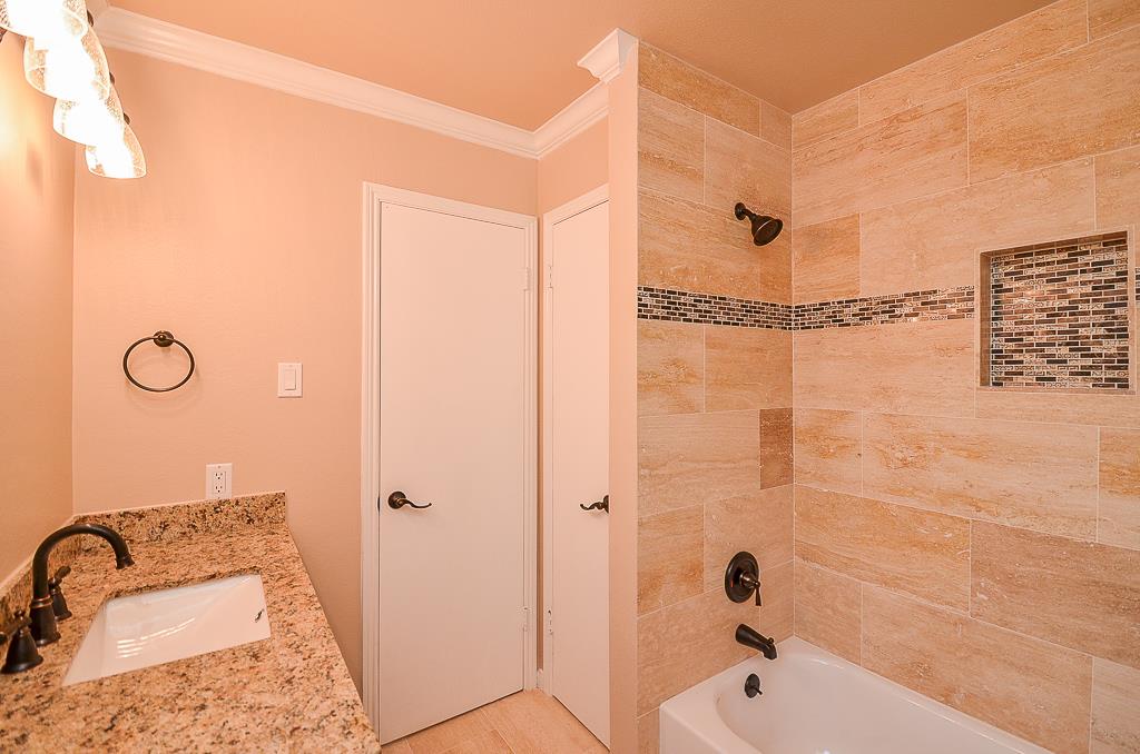 2815 Manila Lane Property Photo 25