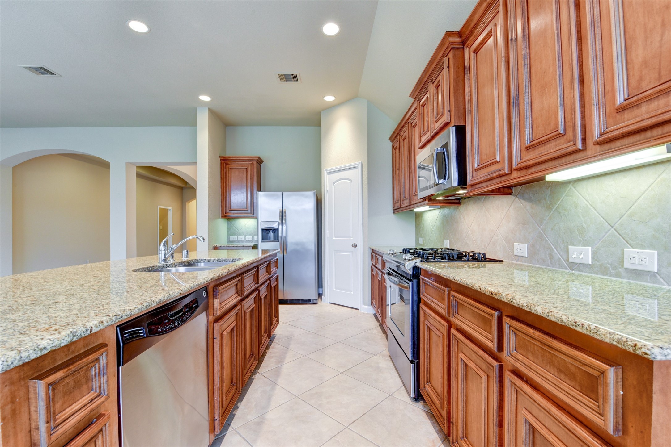 5426 Linden Rose Lane Property Photo 7