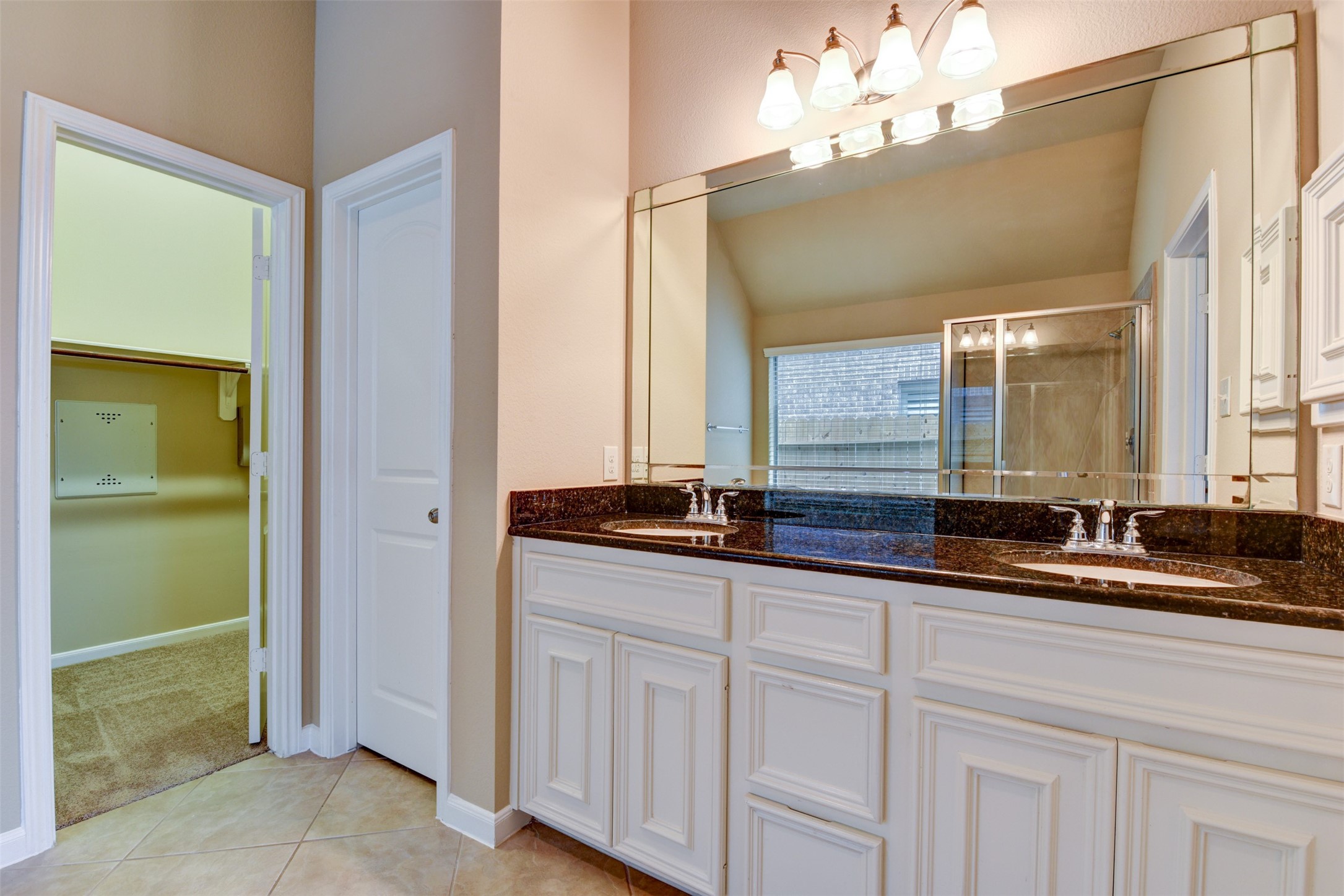 5426 Linden Rose Lane Property Photo 10