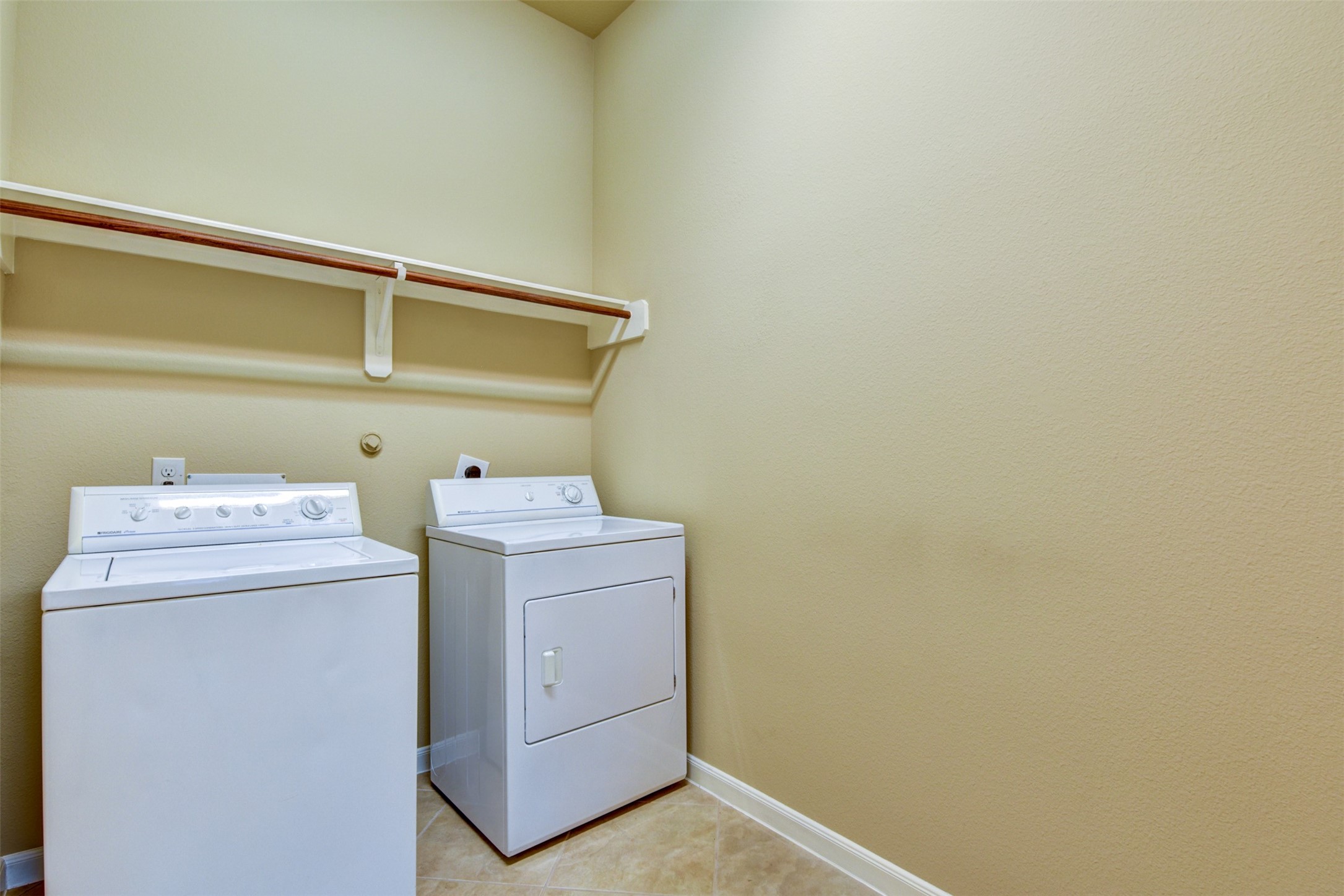 5426 Linden Rose Lane Property Photo 16