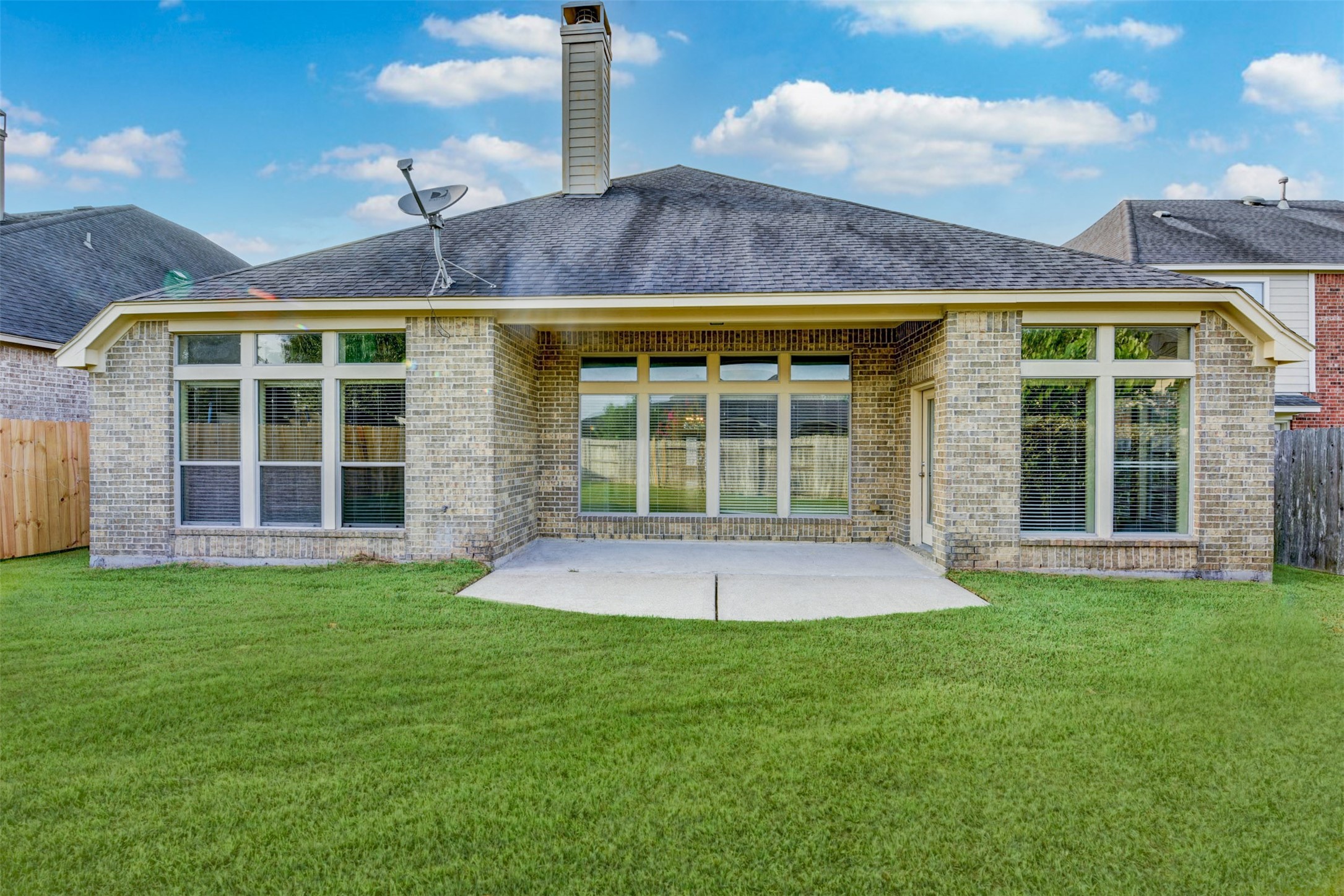 5426 Linden Rose Lane Property Photo 17