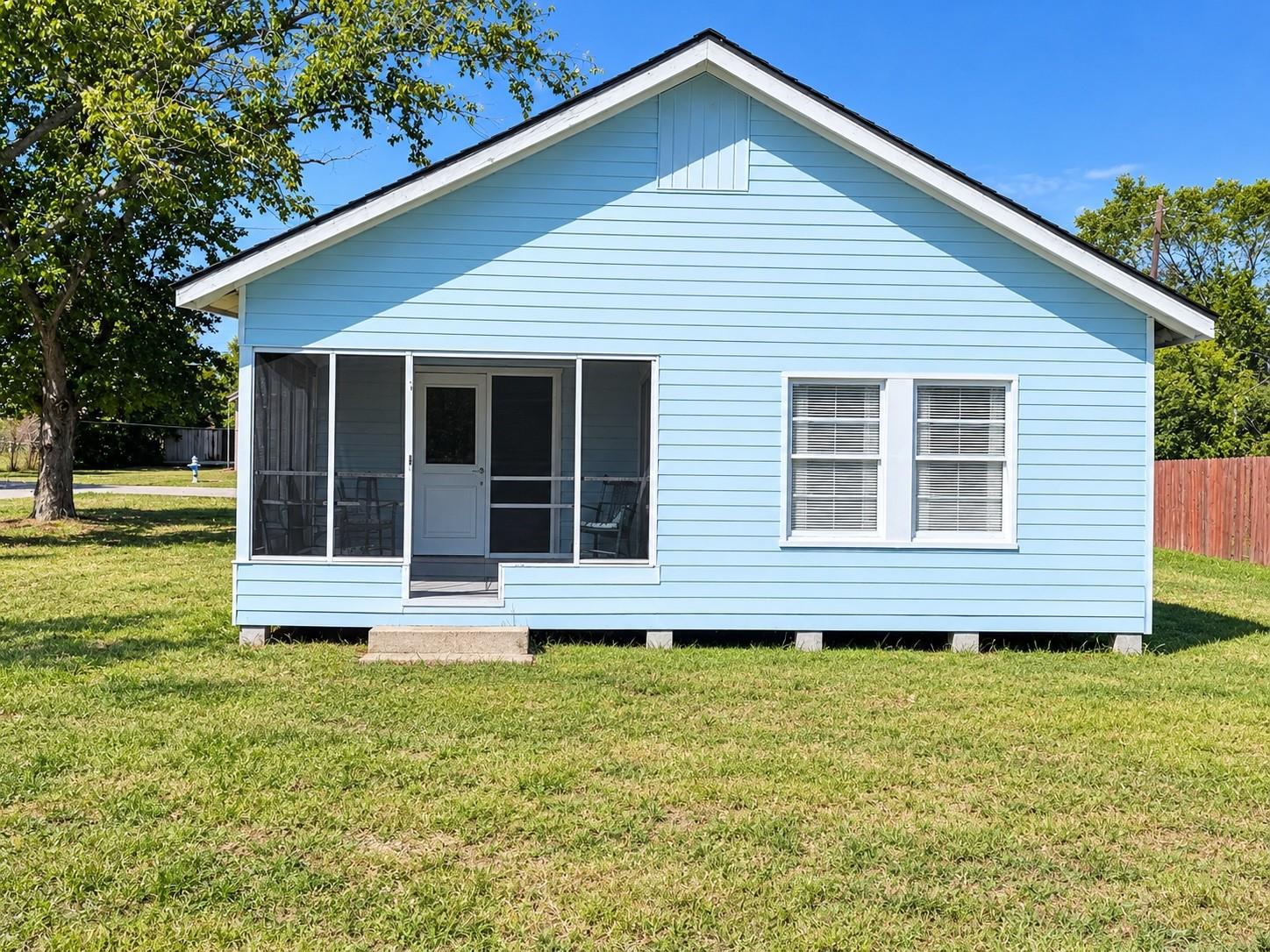 310 Pine Bluff Street, La Porte Tx 77571 Property Photo 1