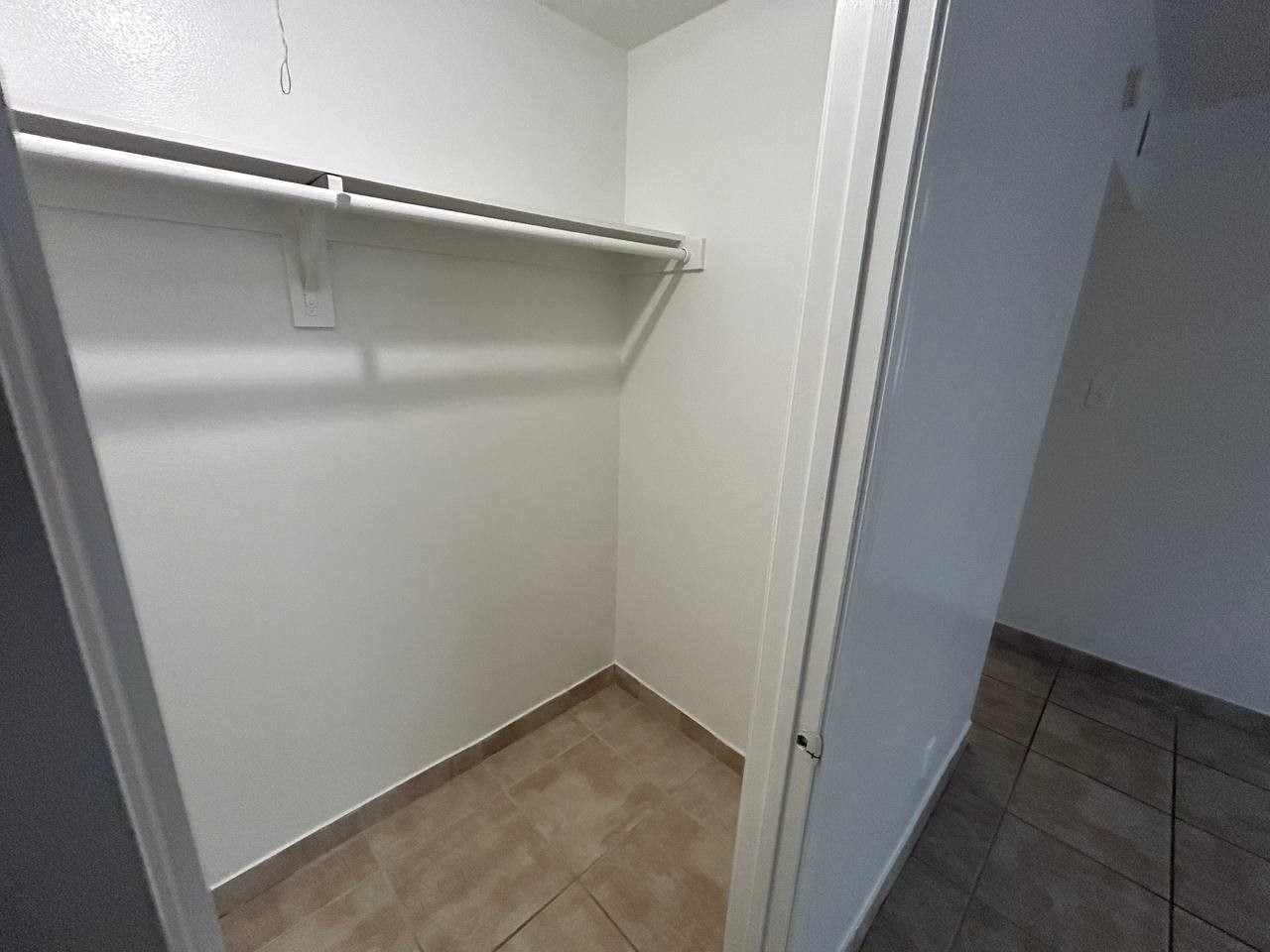 1010 S Wayside Drive 107 Property Photo 35