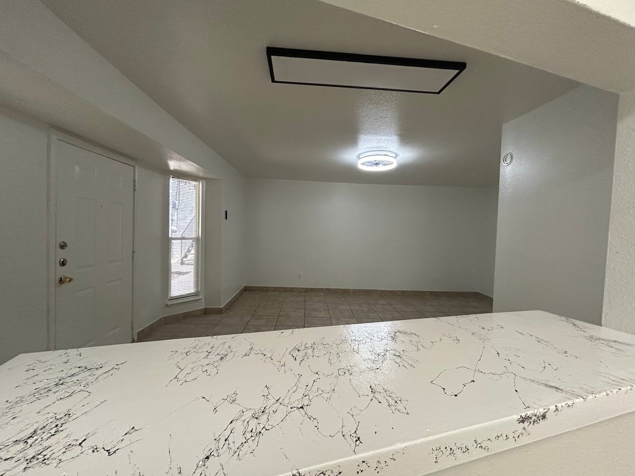 1010 S Wayside Drive 107 Property Photo 40