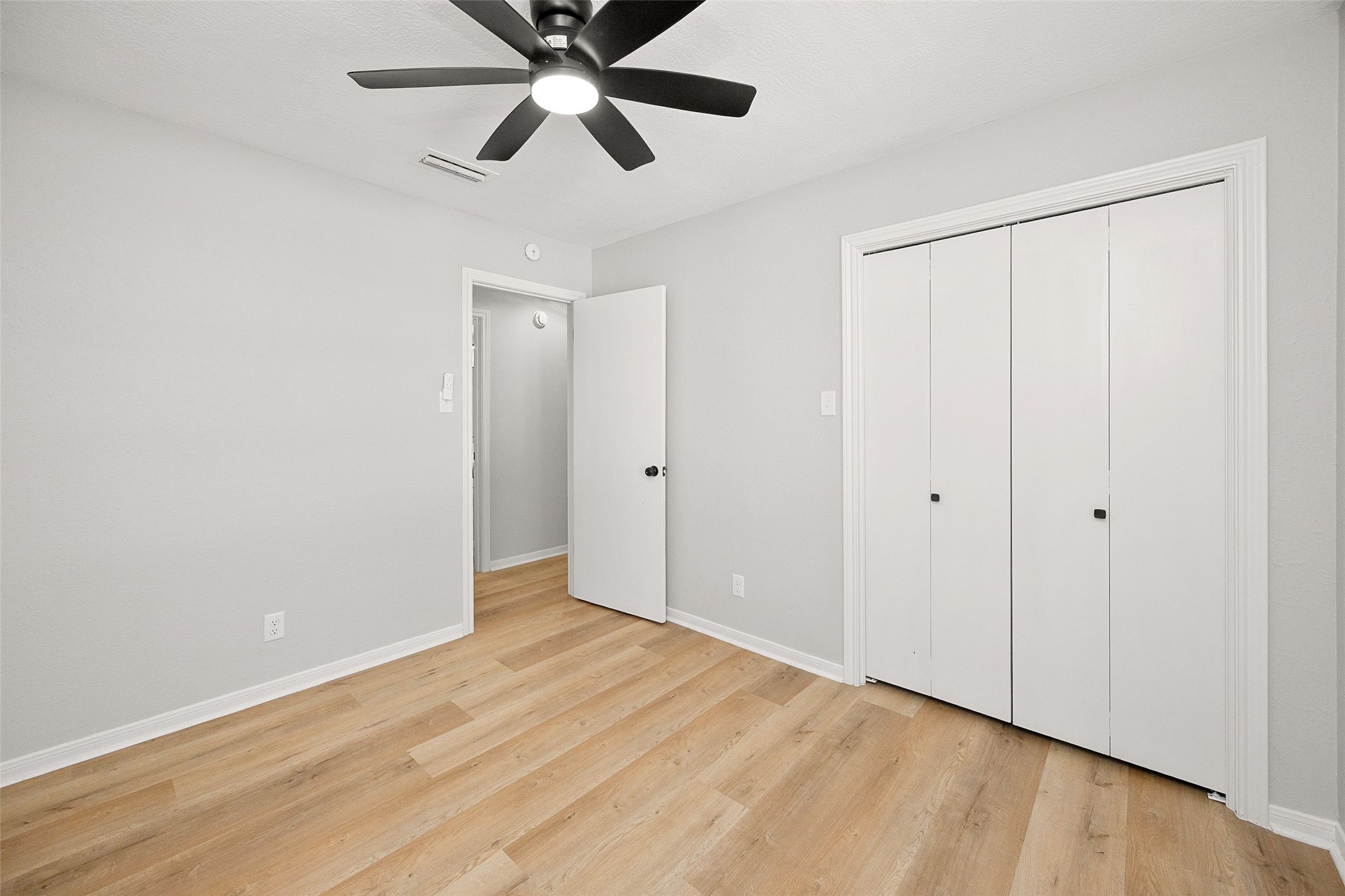 1803 S Park Street Property Photo 17
