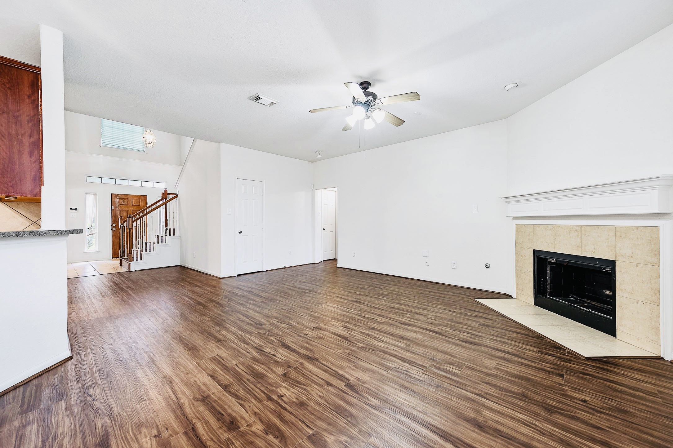 2032 Creek Shore Lane Property Photo 10