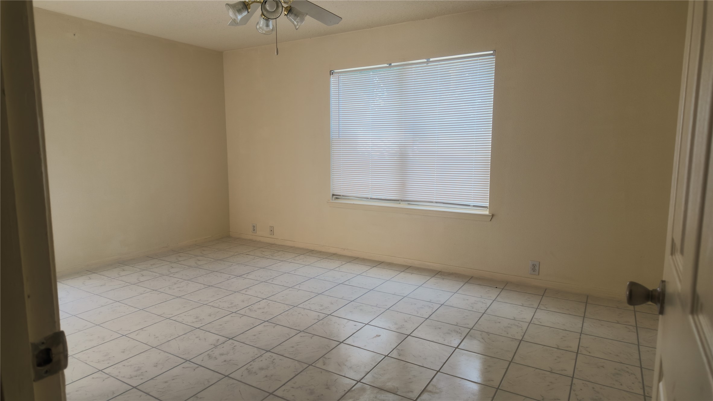 13519 Elder Bridge Drive Property Photo 9
