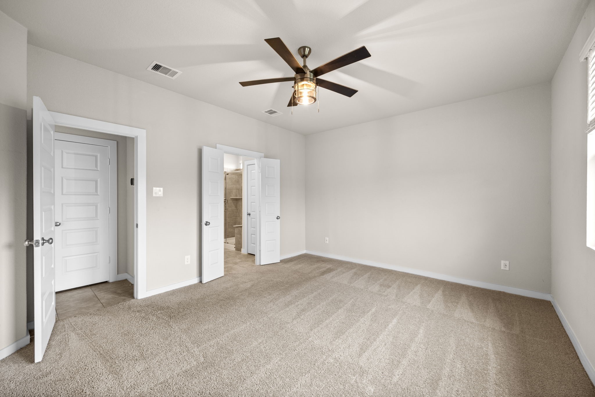 5547 Madden Lane Property Photo 9