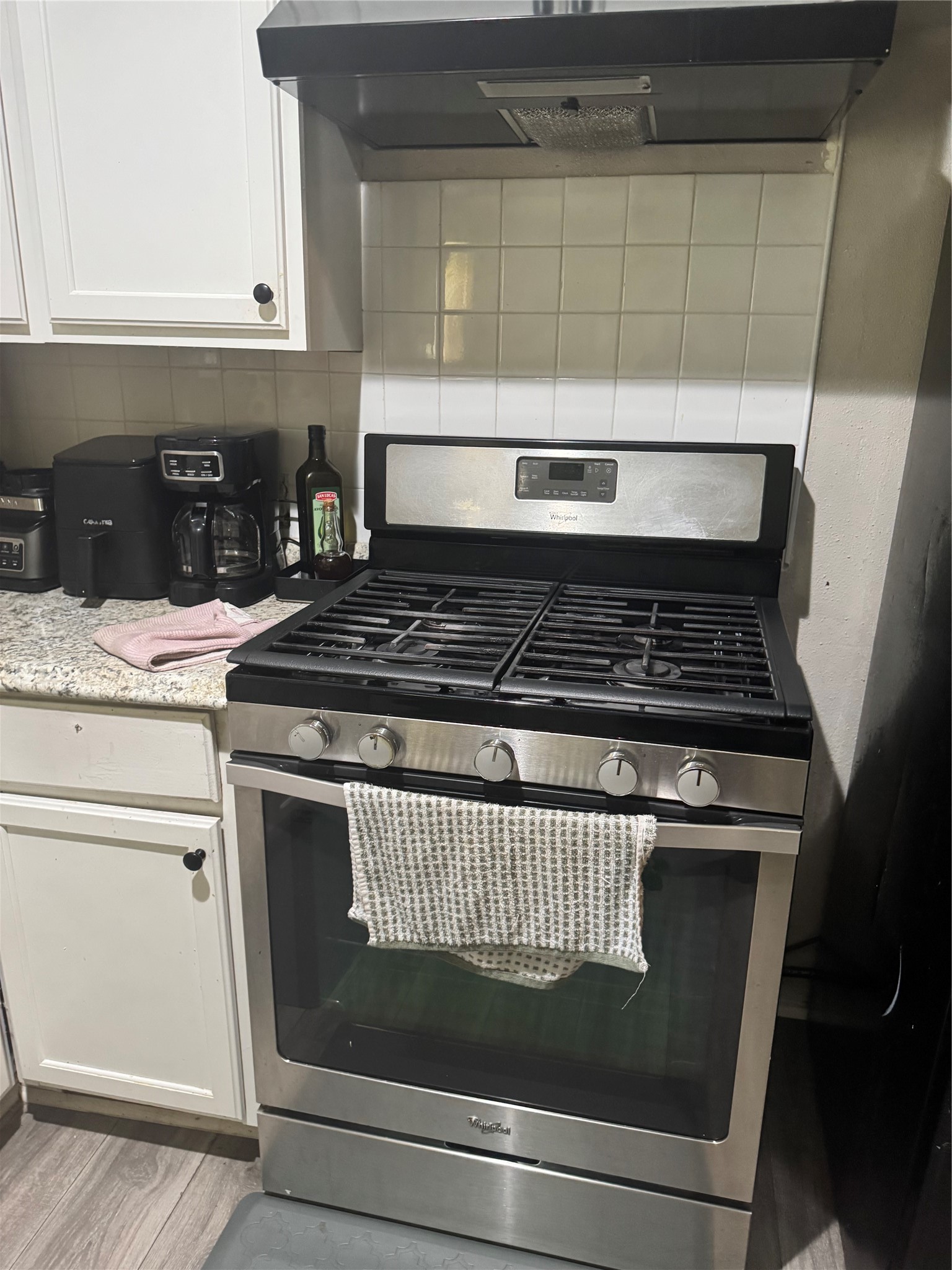 7947 Glenscott Street Property Photo 22