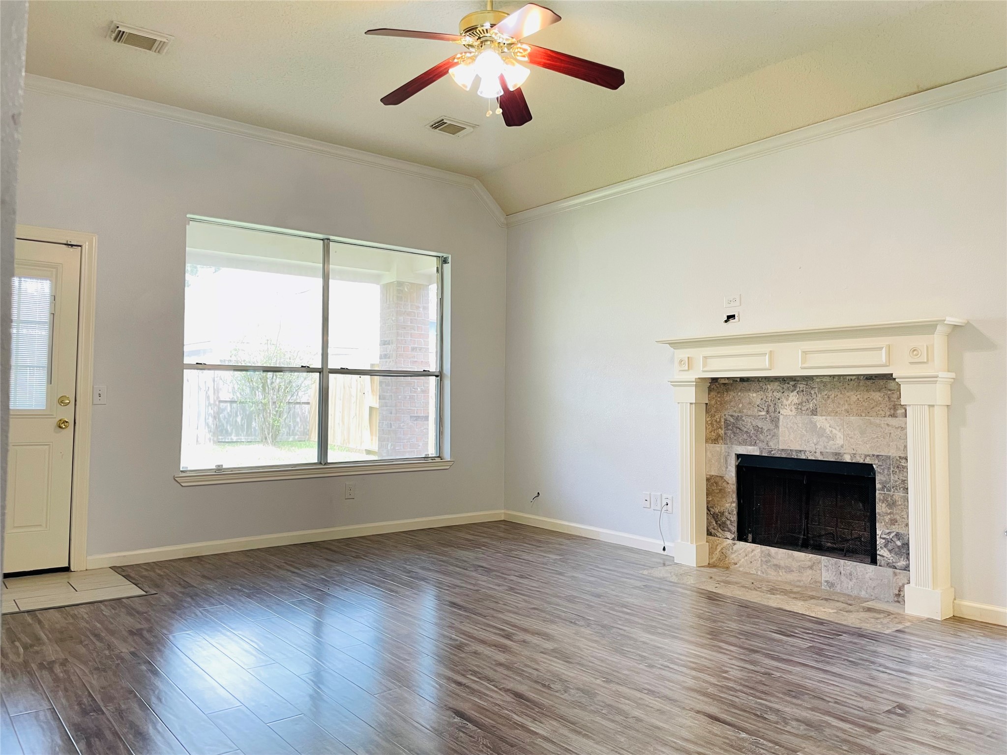 20910 Medallion Pointe Drive Property Photo 9