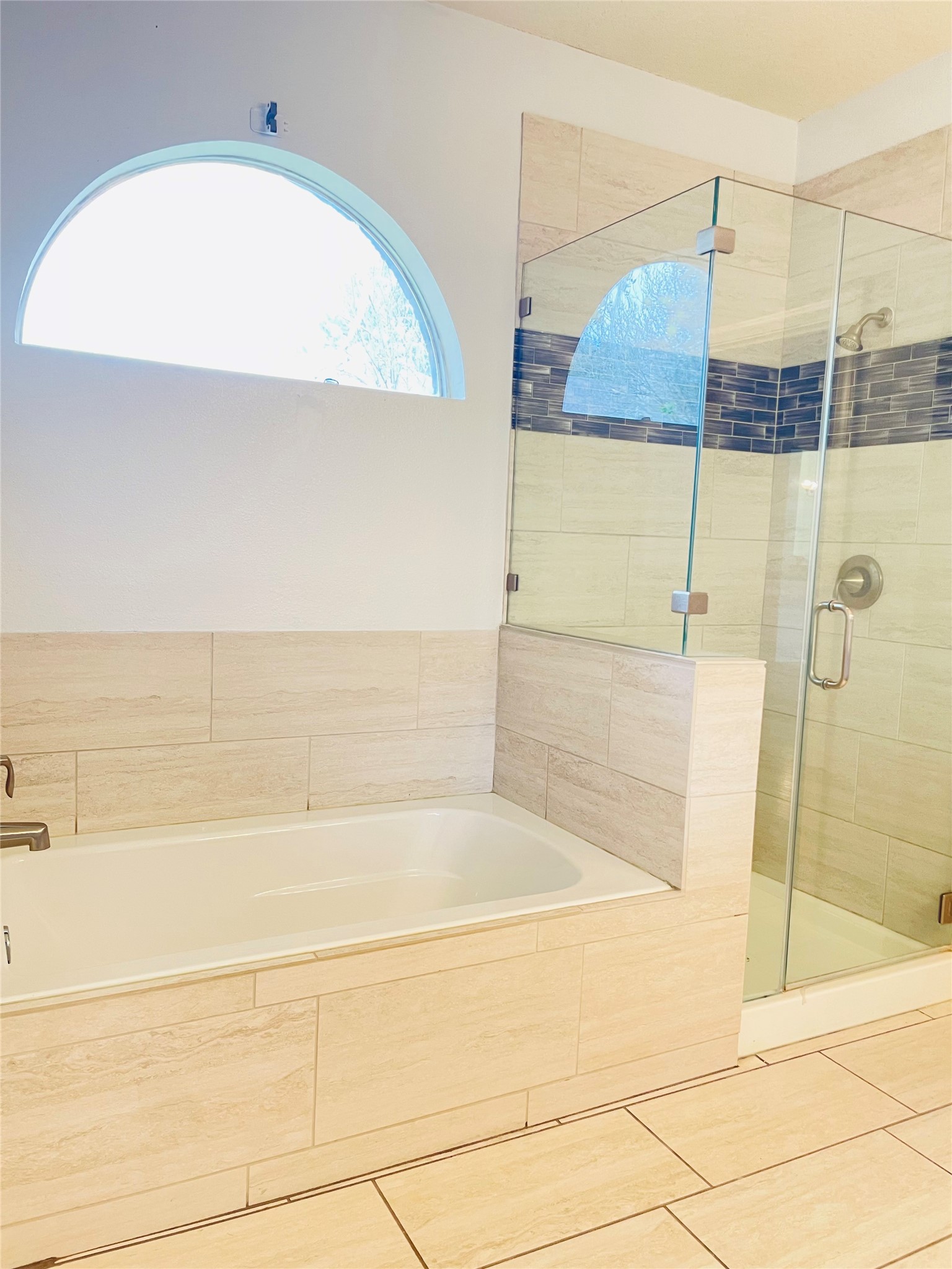 20910 Medallion Pointe Drive Property Photo 14