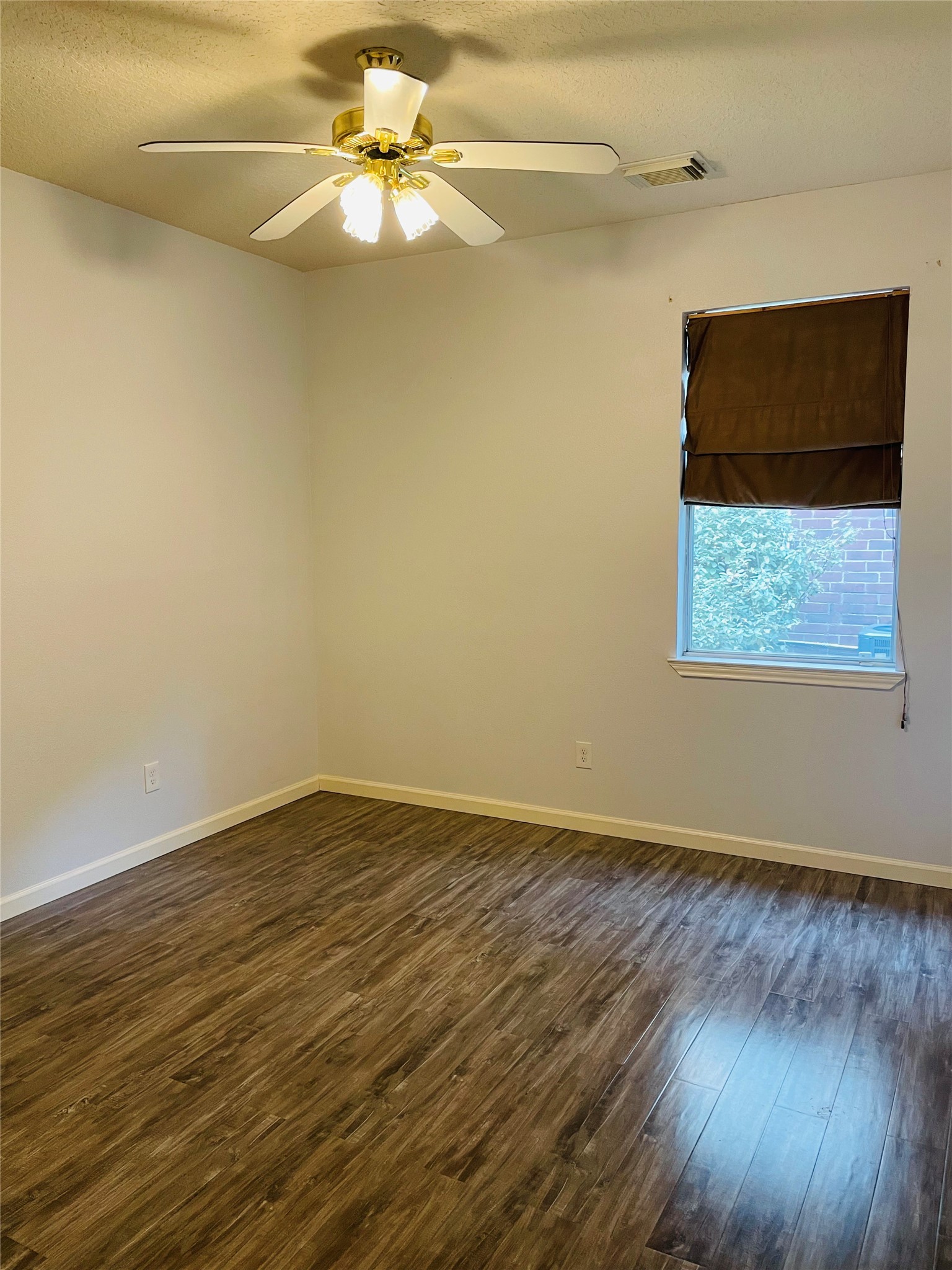 20910 Medallion Pointe Drive Property Photo 15
